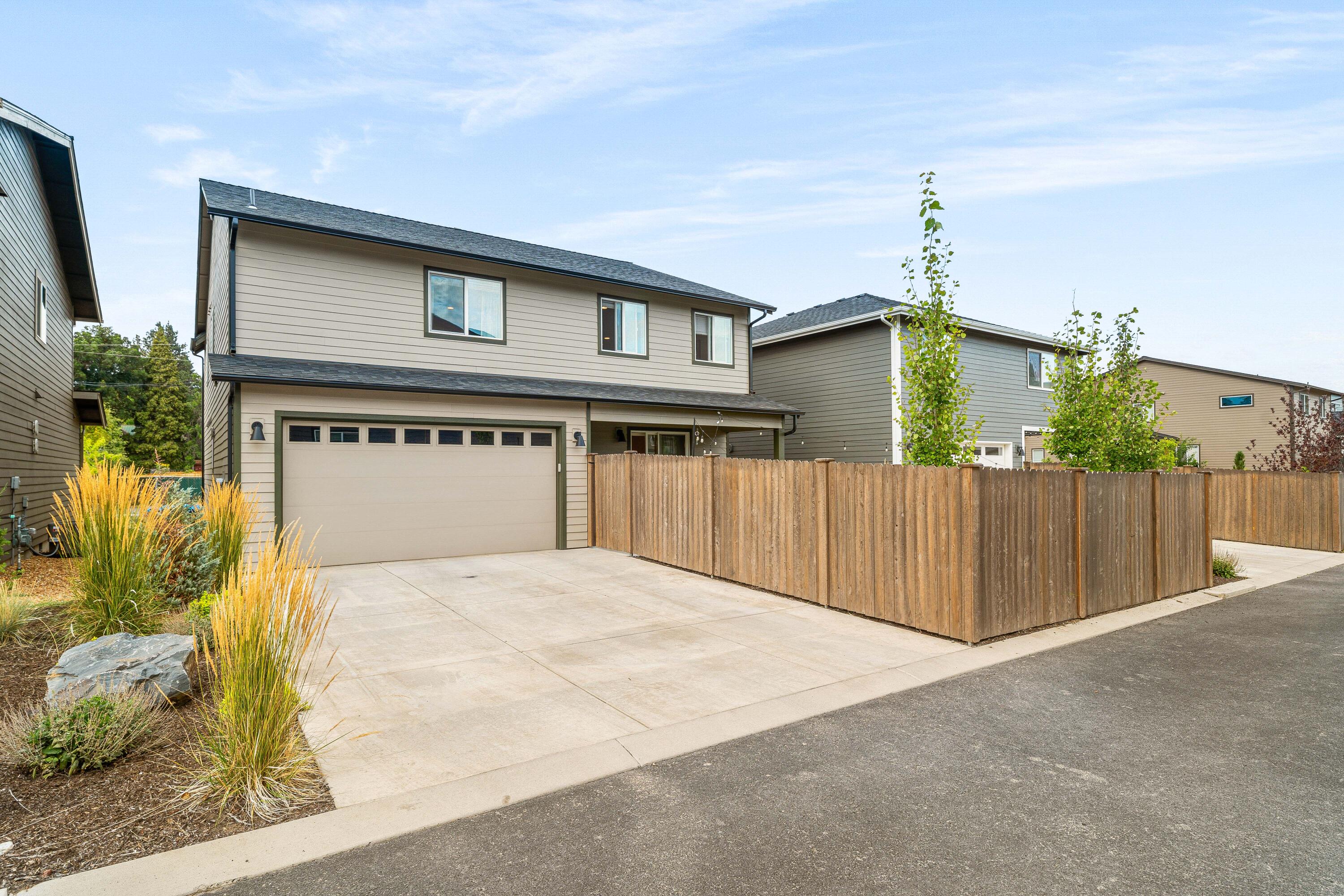 Grand Meadow - Residential