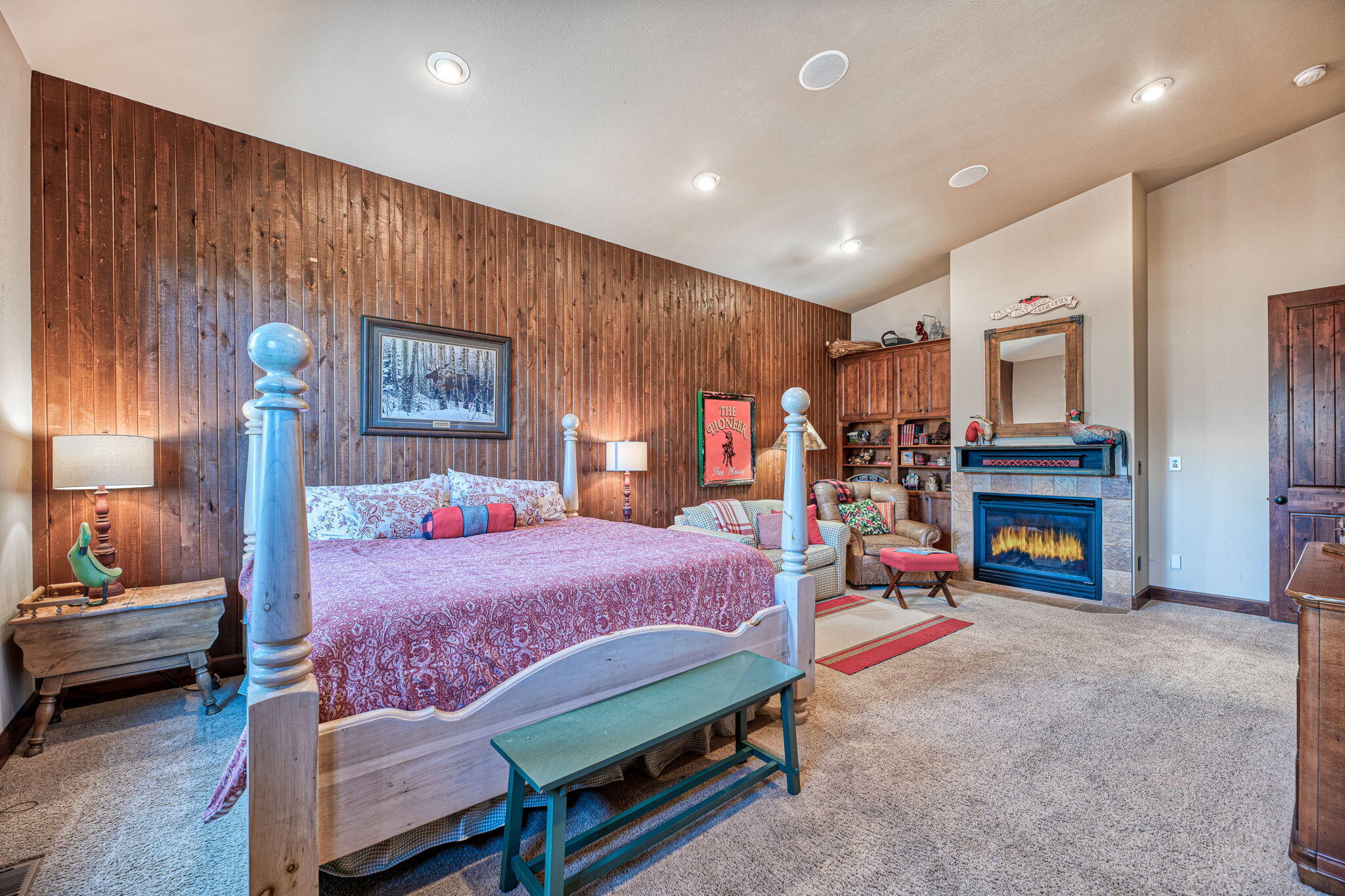 Eagle Crest - Residential