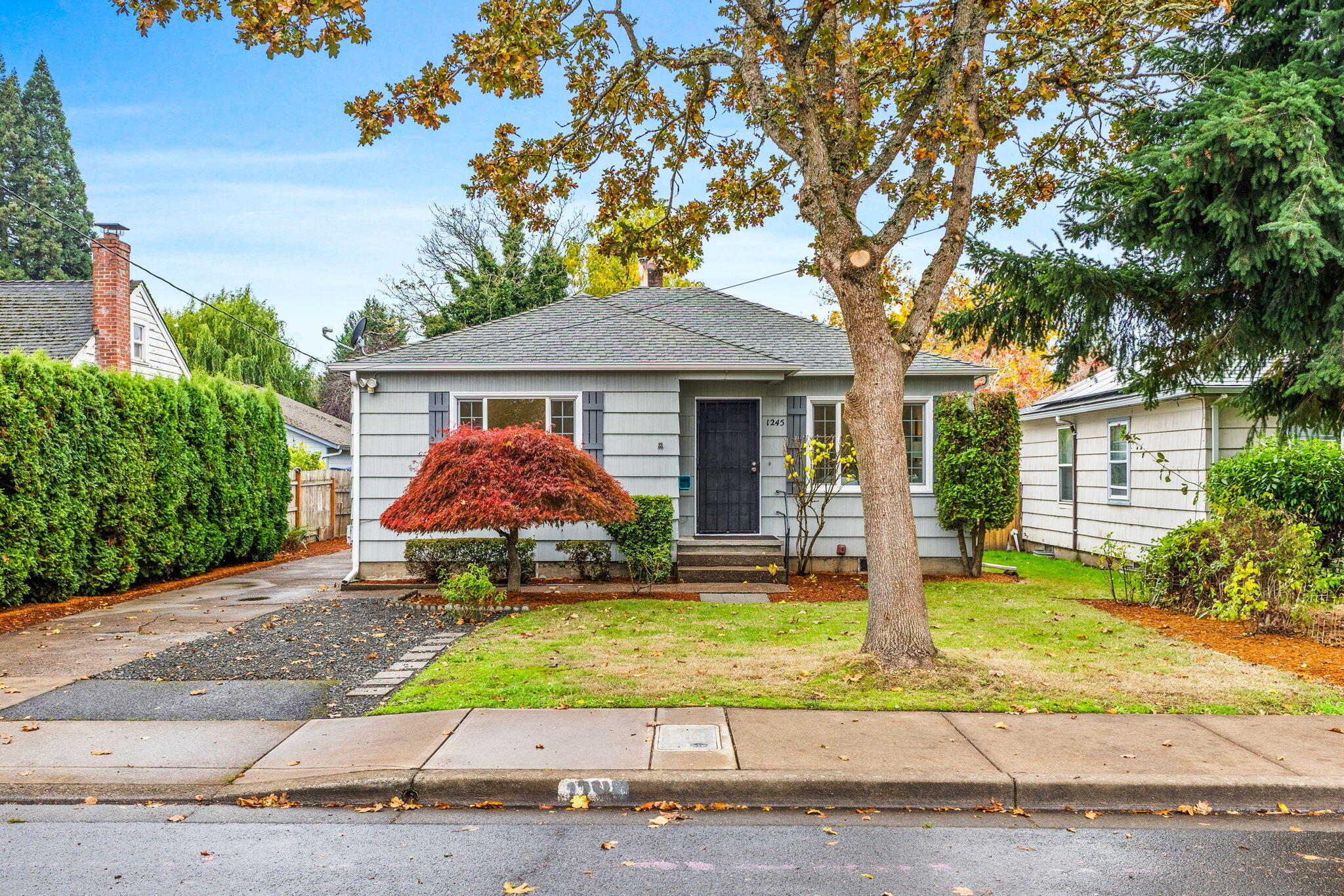This cozy, refreshed 2 bedroom, 1 bathroom residence offers the perfect blend of comfort and style. Step inside to discover fresh paint, updated fixtures, and an inviting open-concept living area that's filled with natural light. Enjoy peaceful mornings or relaxing evenings in the private backyard that is perfect for entertaining. Conveniently located near shopping, dining, and parks—this home is move-in ready and waiting for you!