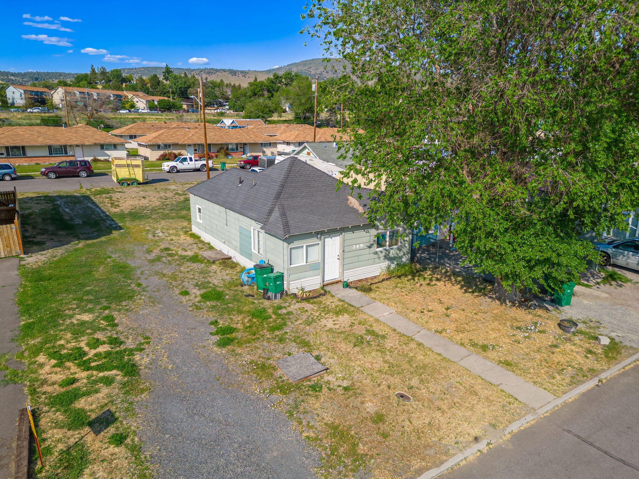 INVESTOR ALERT! With affordability in mind you get a 3 bedroom home filled with plenty of natural light and  an extra tax lot! Close to schools, shopping and medical facilities. Home is in good shape with updated wiring throughout!
 This is a great opportunity to purchase an affordable home to live in or rent out, the possibilities are endless.
Tenant is in the process of moving out by July 31, 2023 and 24 hour notice to show is required. Seller will consider owner carry  terms to qualified buyer.