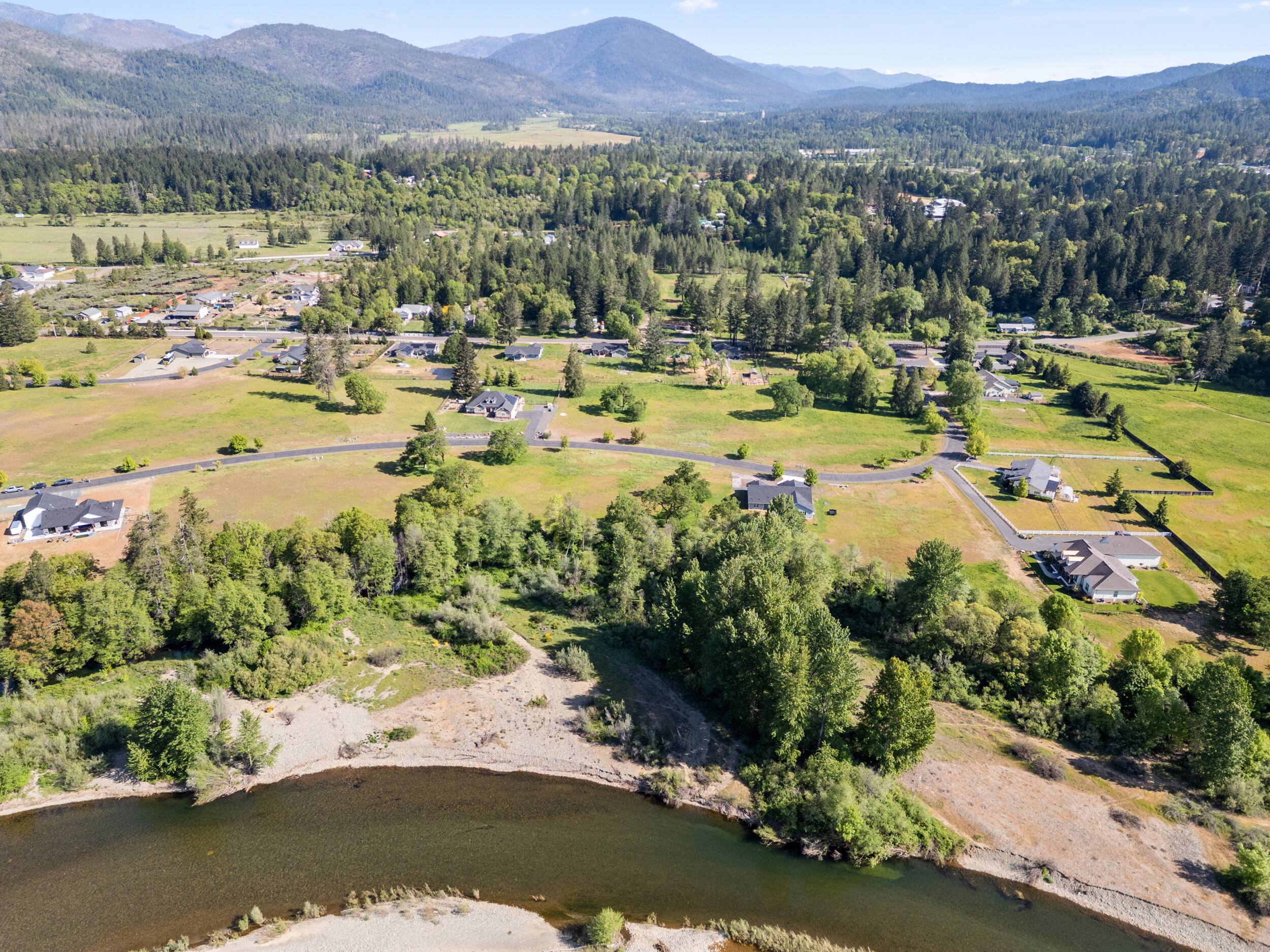Illinois River Estates - Land