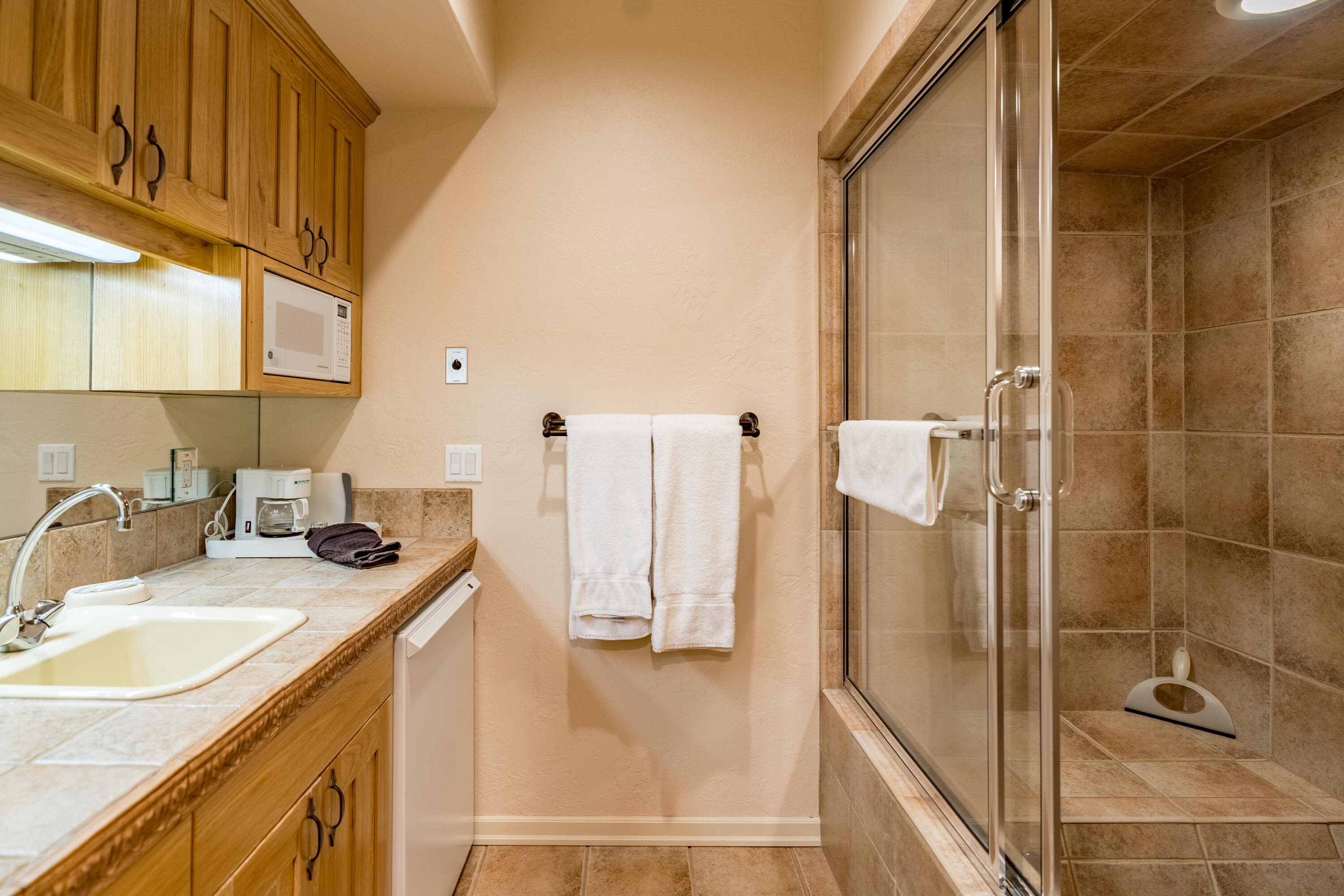 StoneTH - Residential