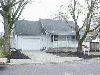 2nd Agent Jonathan Stine. Could Be 4 Bedrooms.