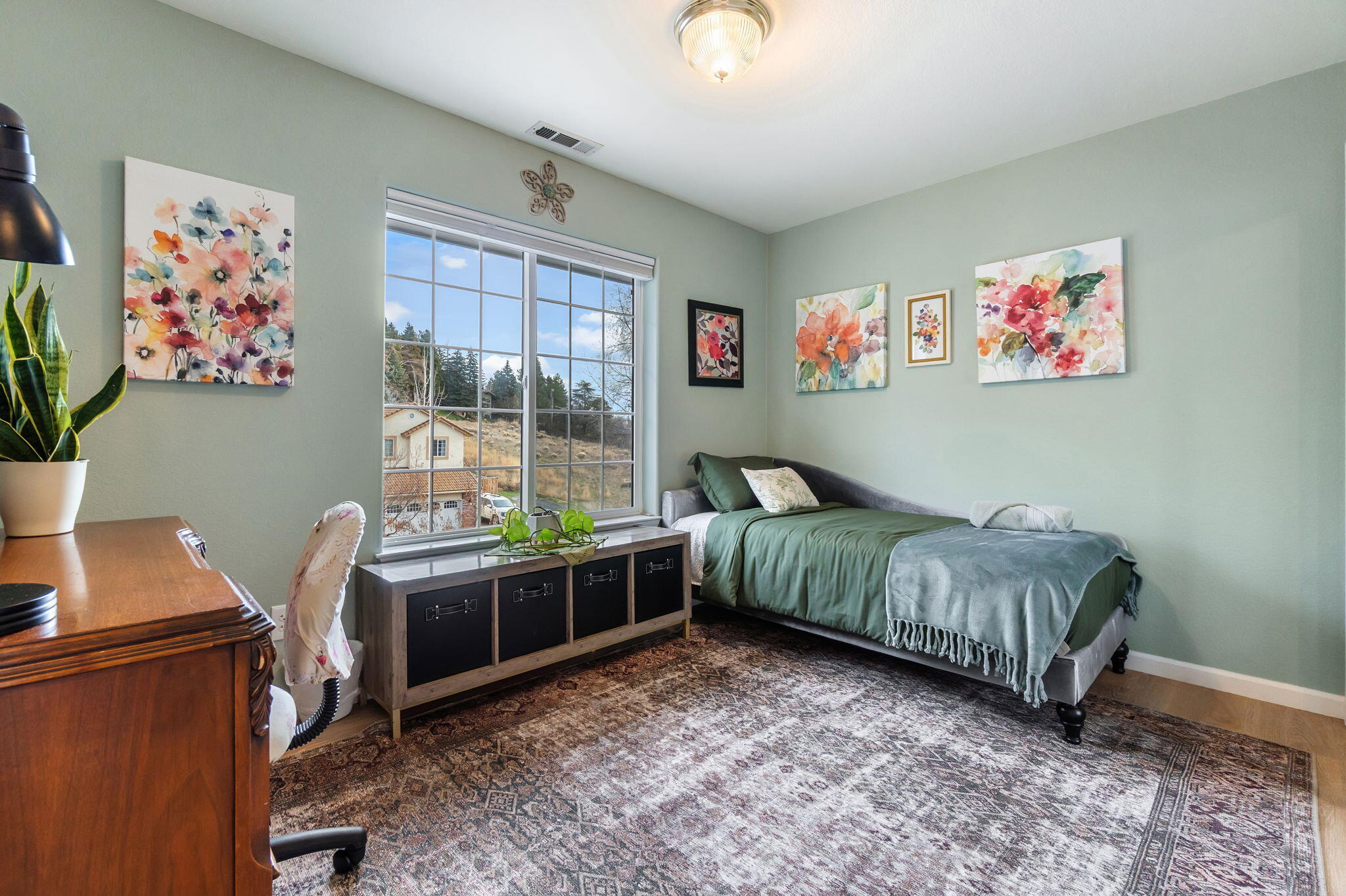 Klamath Falls -Nob Hill - Residential