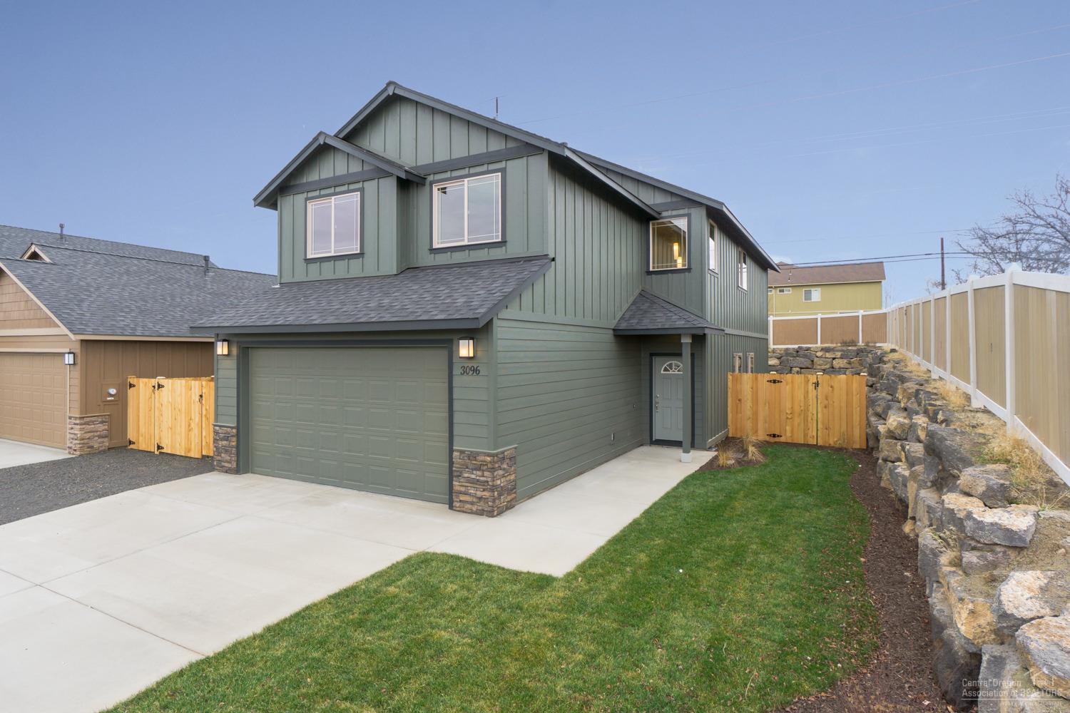 Poplar floor plan in one of Redmond's premier neighborhoods. 3 bedroom, 2.5 bath, 2,111 sf of living space. Lg great room w/fireplace open to Dining & Kitchen w/eating bar. Bonus room upstairs for family fun. Driftwood cabinets, Quartz slab counter tops, all Stainless Energy Star appliances. Gas forced air w/high efficiency furnace & A/C. Triple, tandem car garage. Fully landscaped w/ auto sprinklers, fully fenced. Model home @ 3095 NW Alder Pl Thu-Mon, 12-5pm