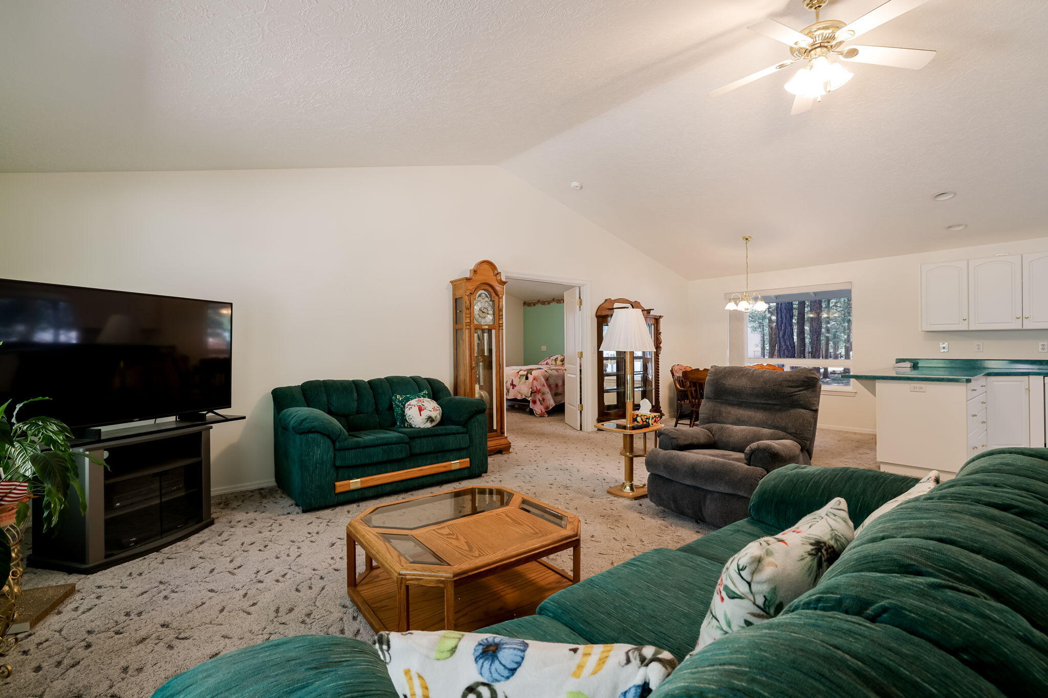 Ponderosa Pines - Residential