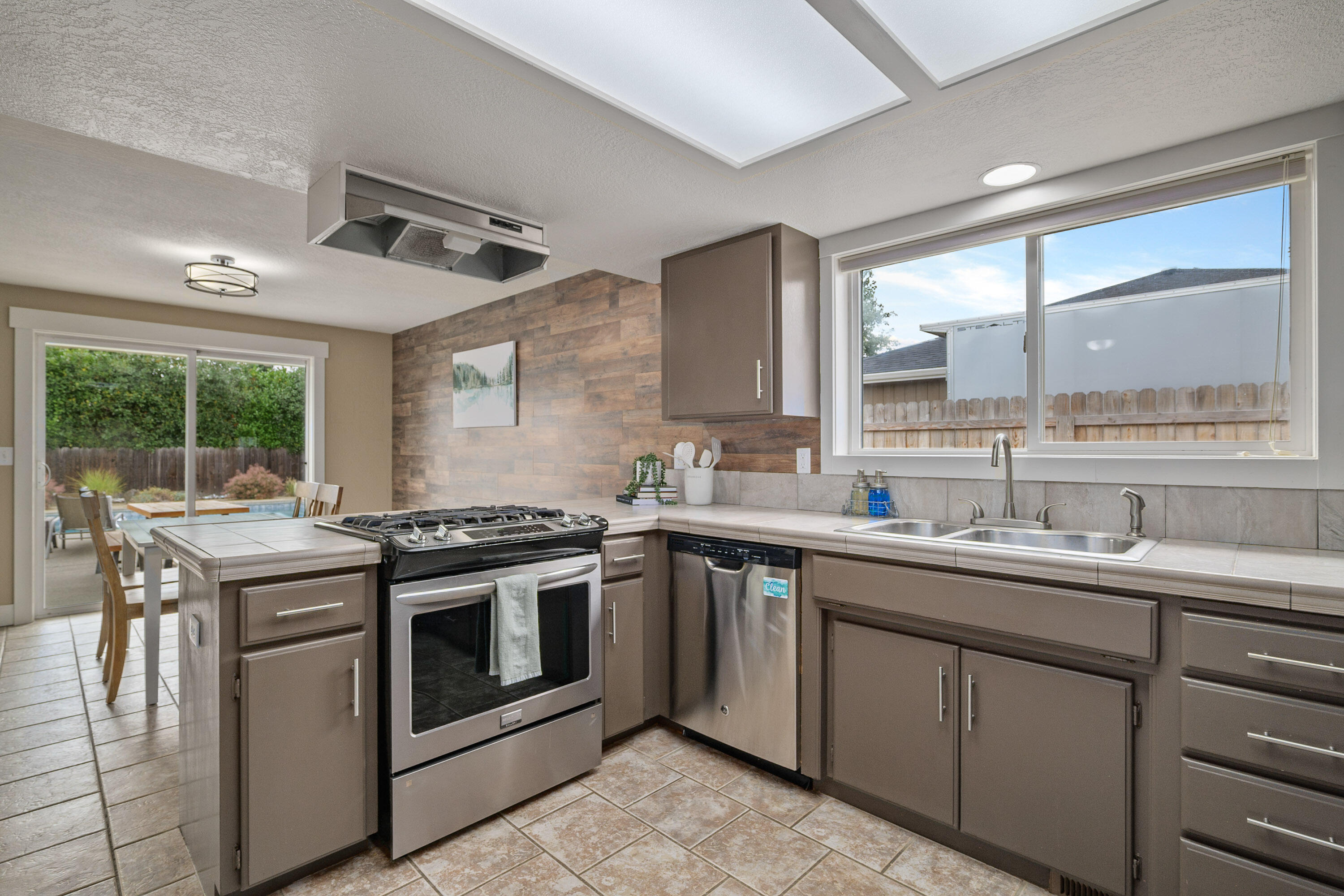 Valley Point Phase III - Residential
