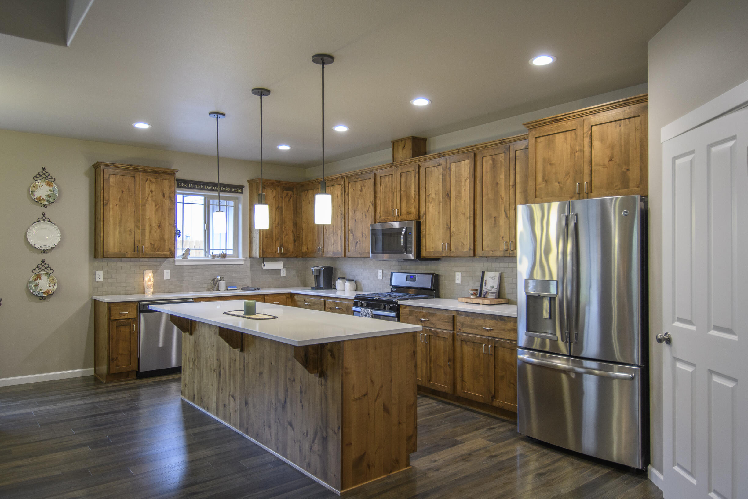 Kian Canyon - Residential