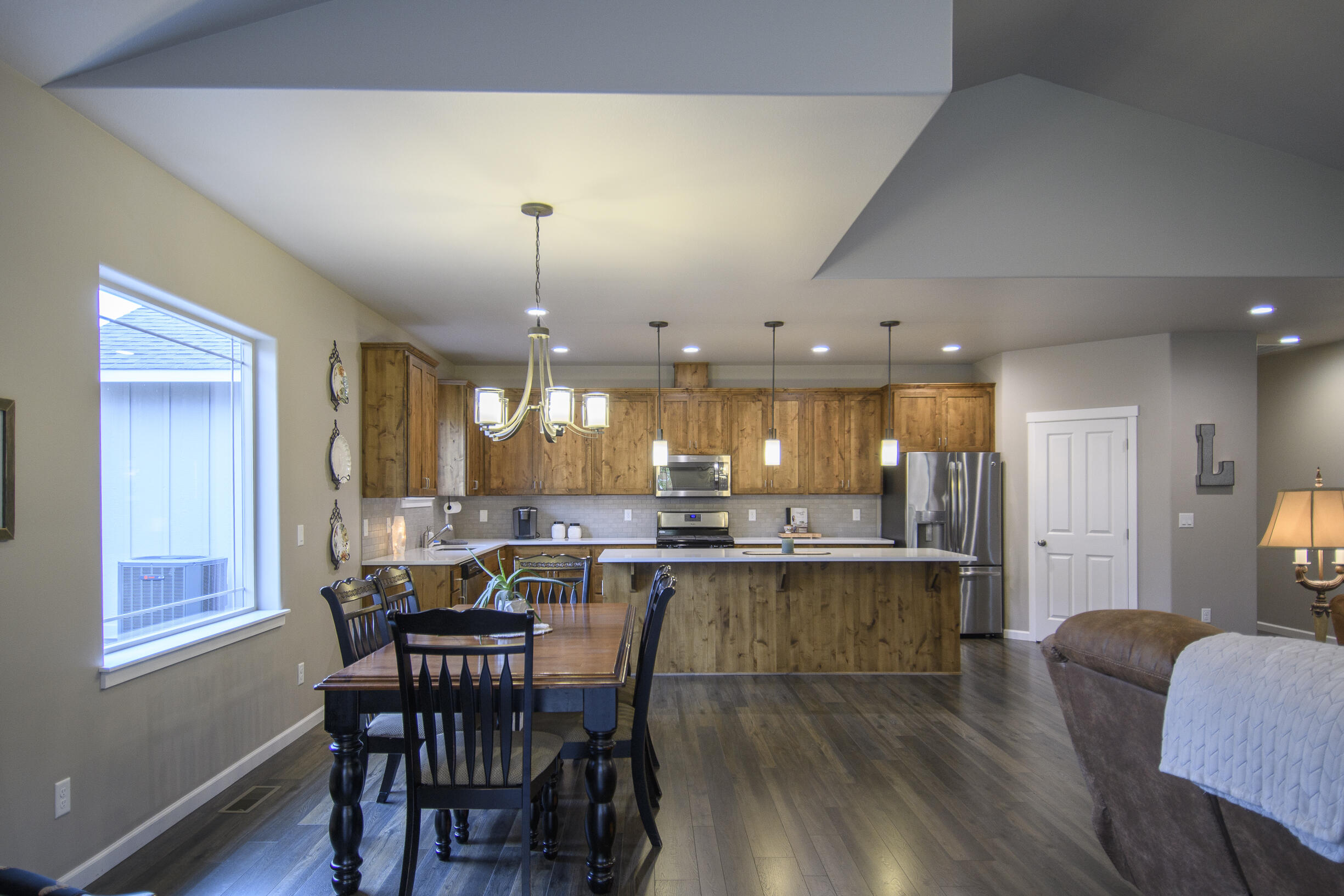 Kian Canyon - Residential