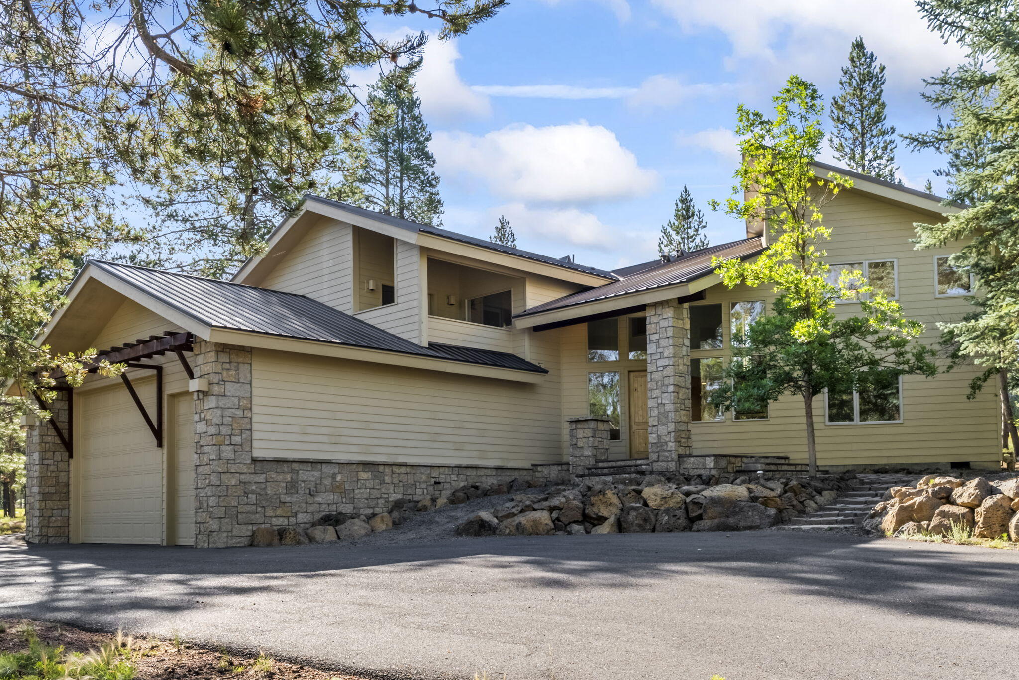 Fairway Crest Village - Residential