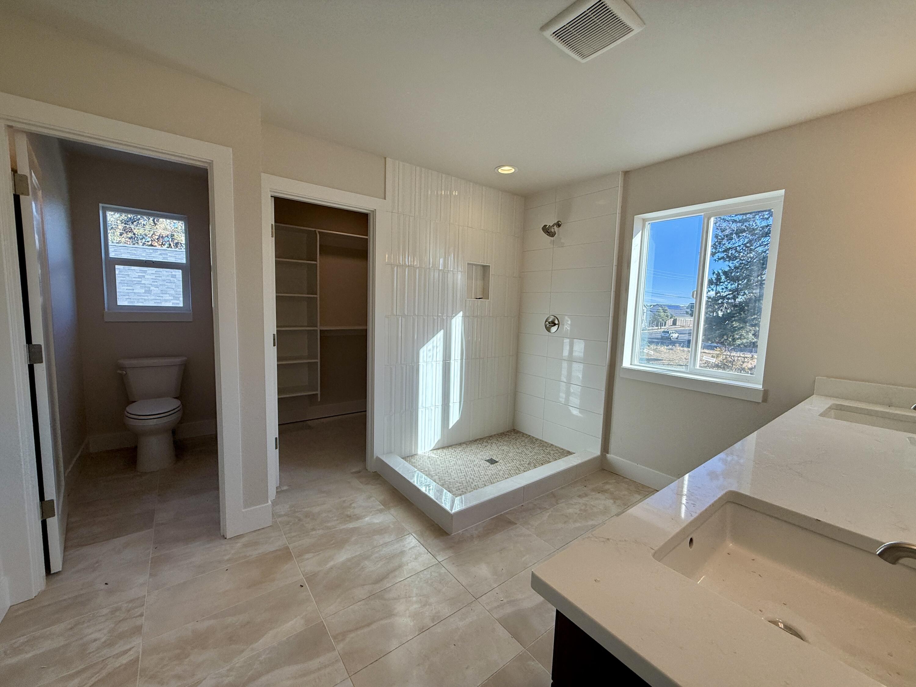 Sunset Glen - Residential