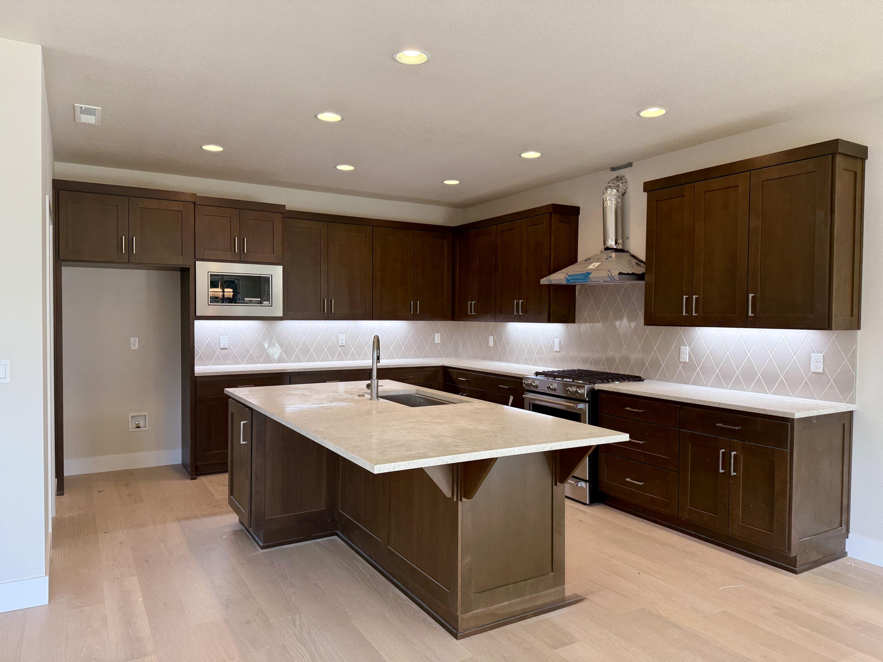 Sunset Glen - Residential