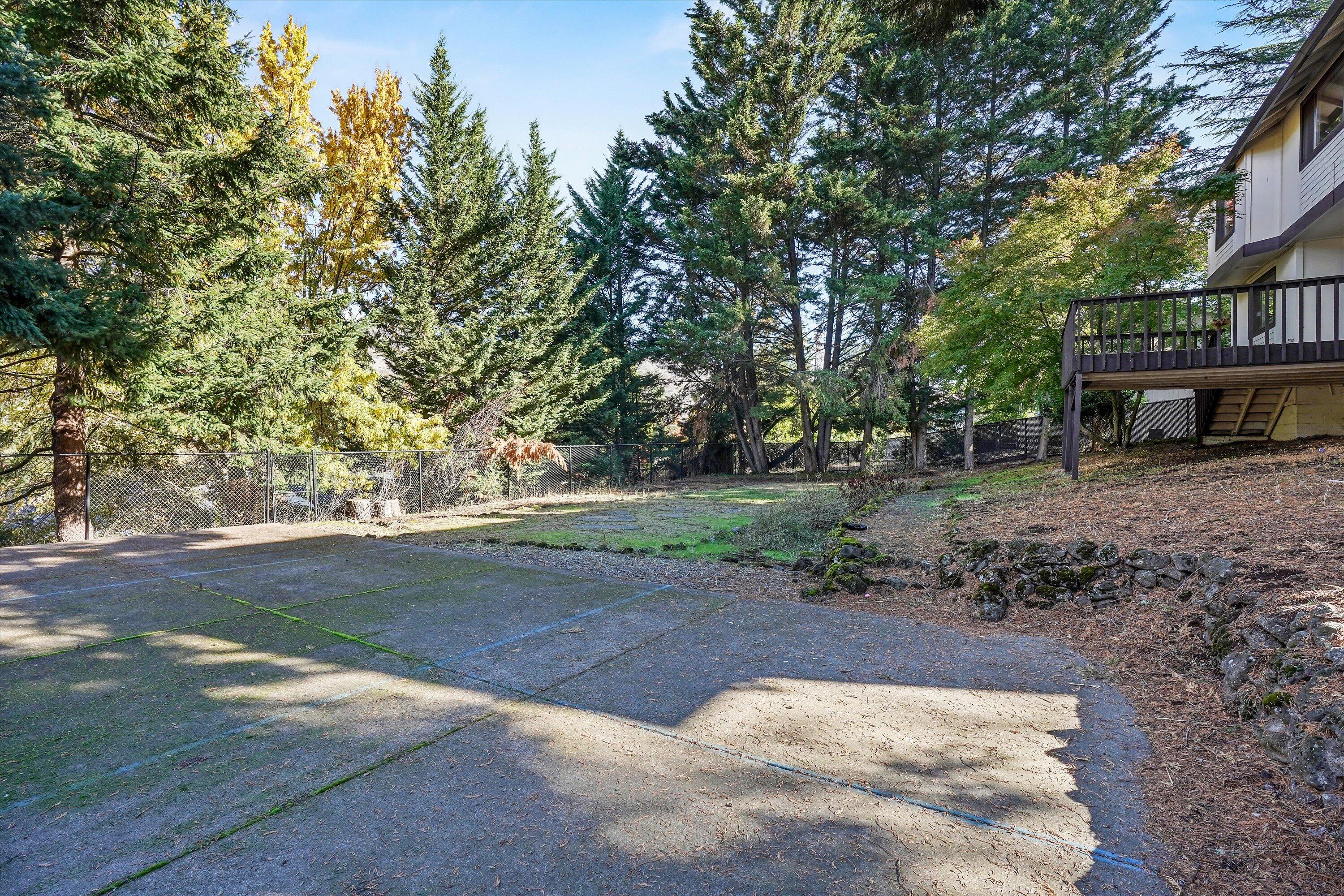 Via Loma Linda Subdivision - Residential