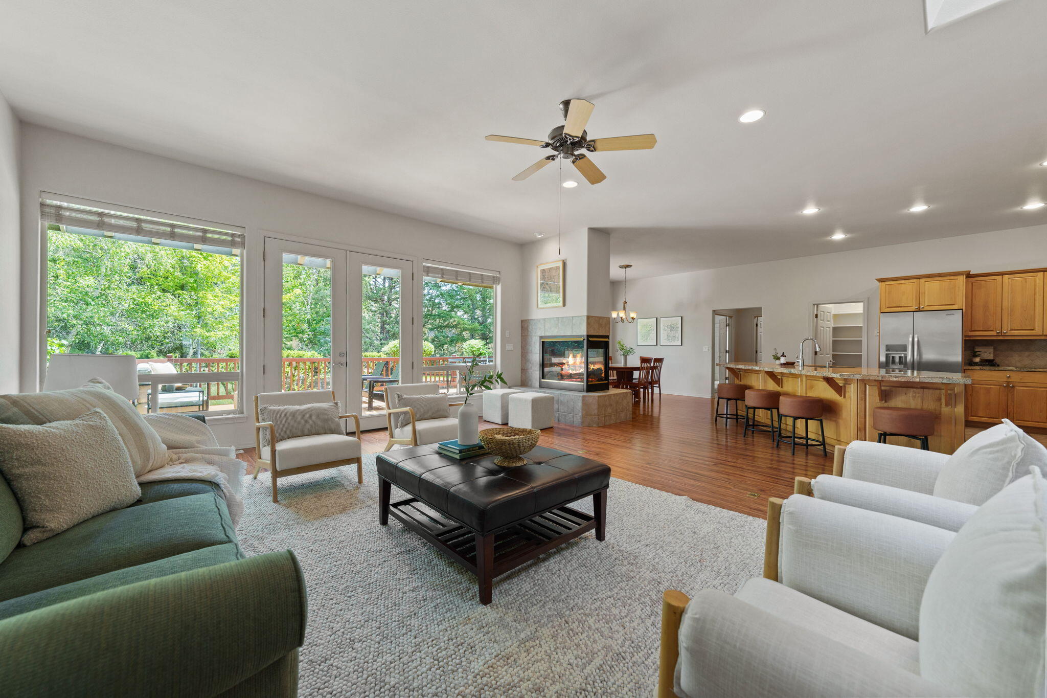 Eagle Crest - Residential