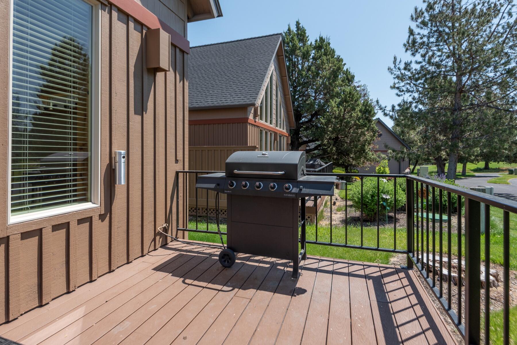 Eagle Crest - Residential
