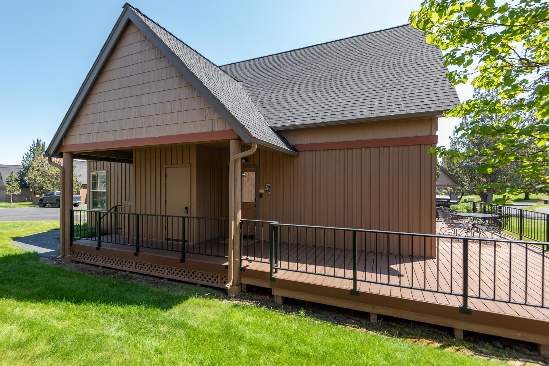 Eagle Crest - Residential