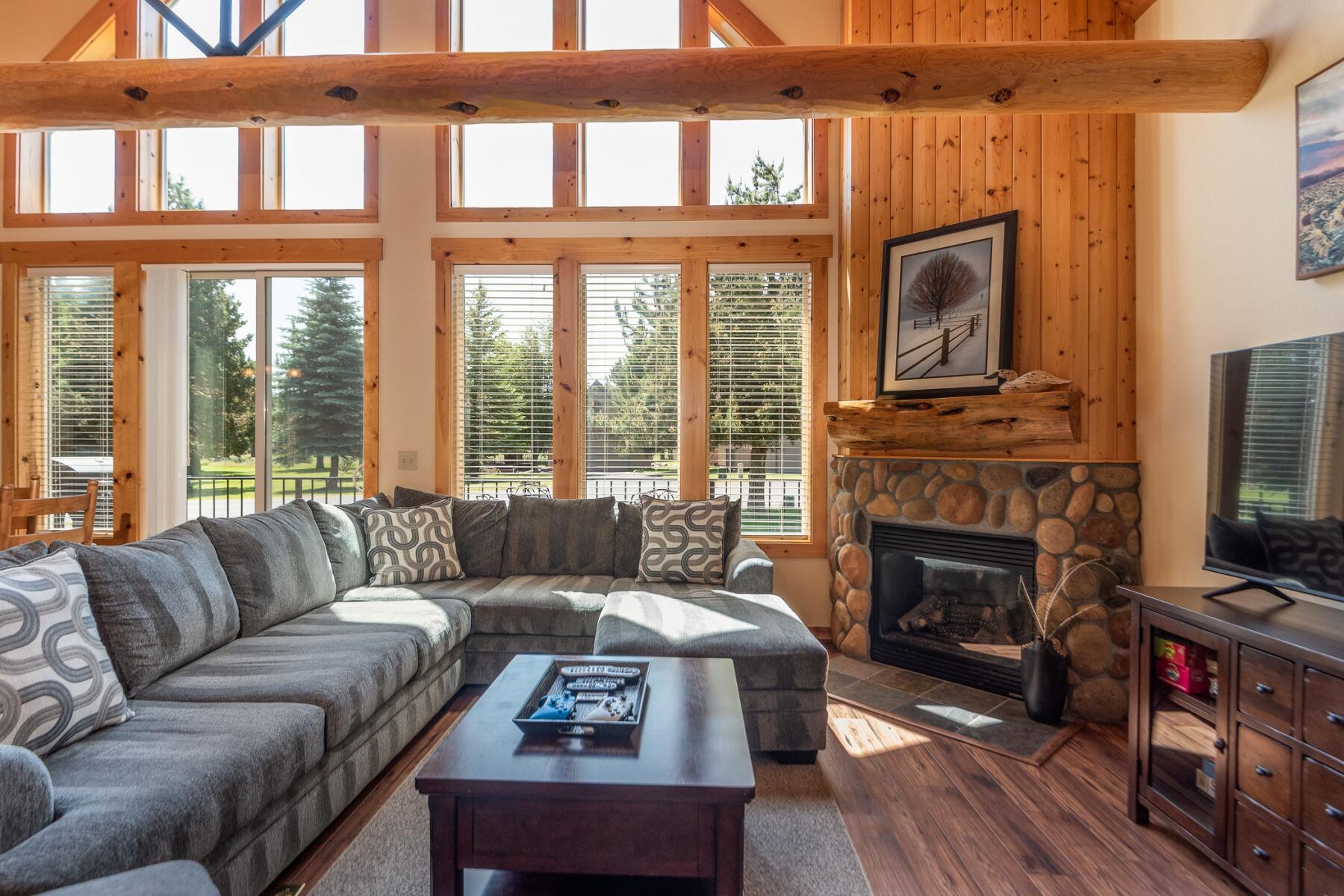 Eagle Crest - Residential