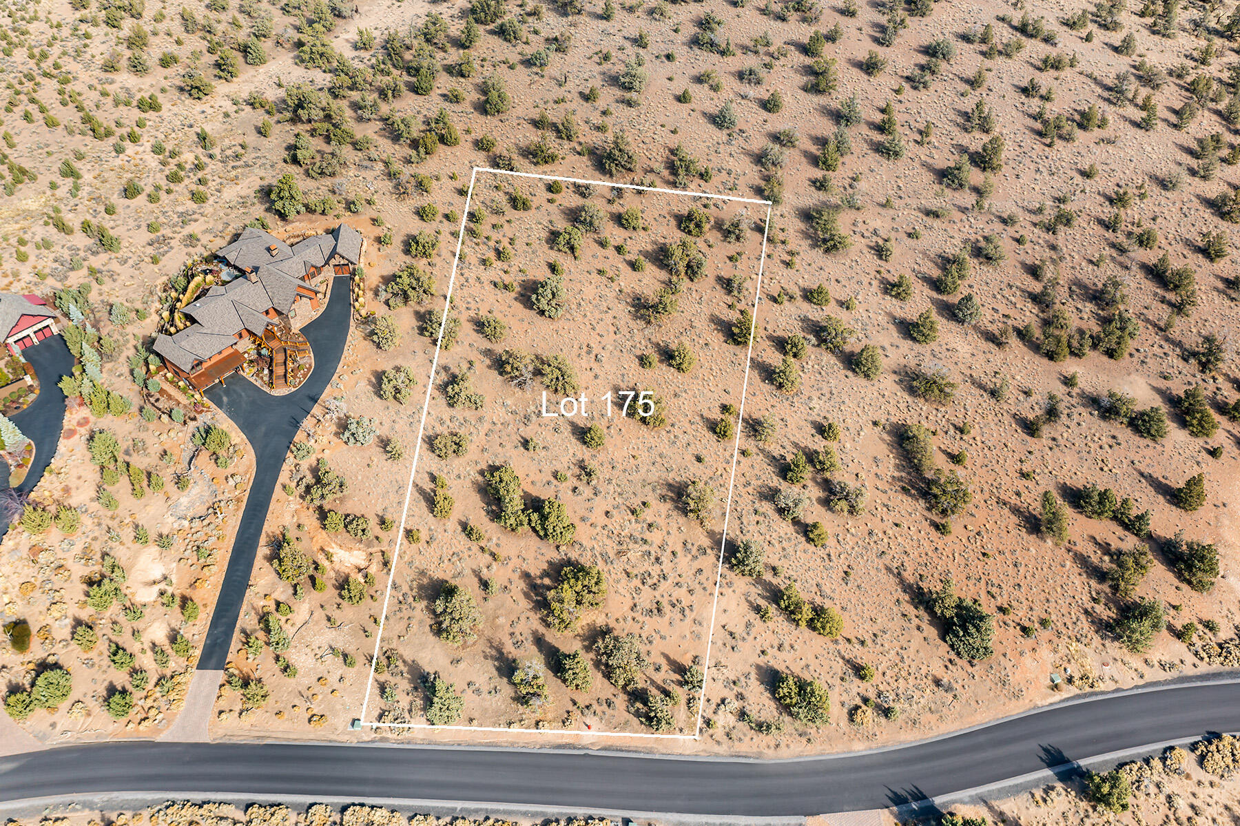 Asounding views!!! Perched high above Brasada Ranch, this 1.23 acre homesite offers majestic and panoramic views. Cascade Mountain views with an abundance of
privacy sounding. Enjoy all the Benefits of Membership, Athletic Center with 3 Pools, Water Slide and Lazy River, Cascade Pool (Adult Only Pool), Equestrian Center, 18
Hole Award Winning Golf Course, Spa Brasada, Member Club Room, Restaurants, Hiking, Biking, Fishing, Horse Back Riding and much more!