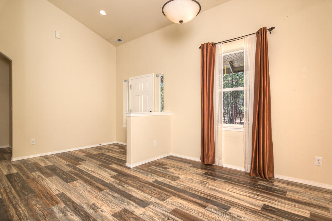 Ponderosa Pines East - Residential