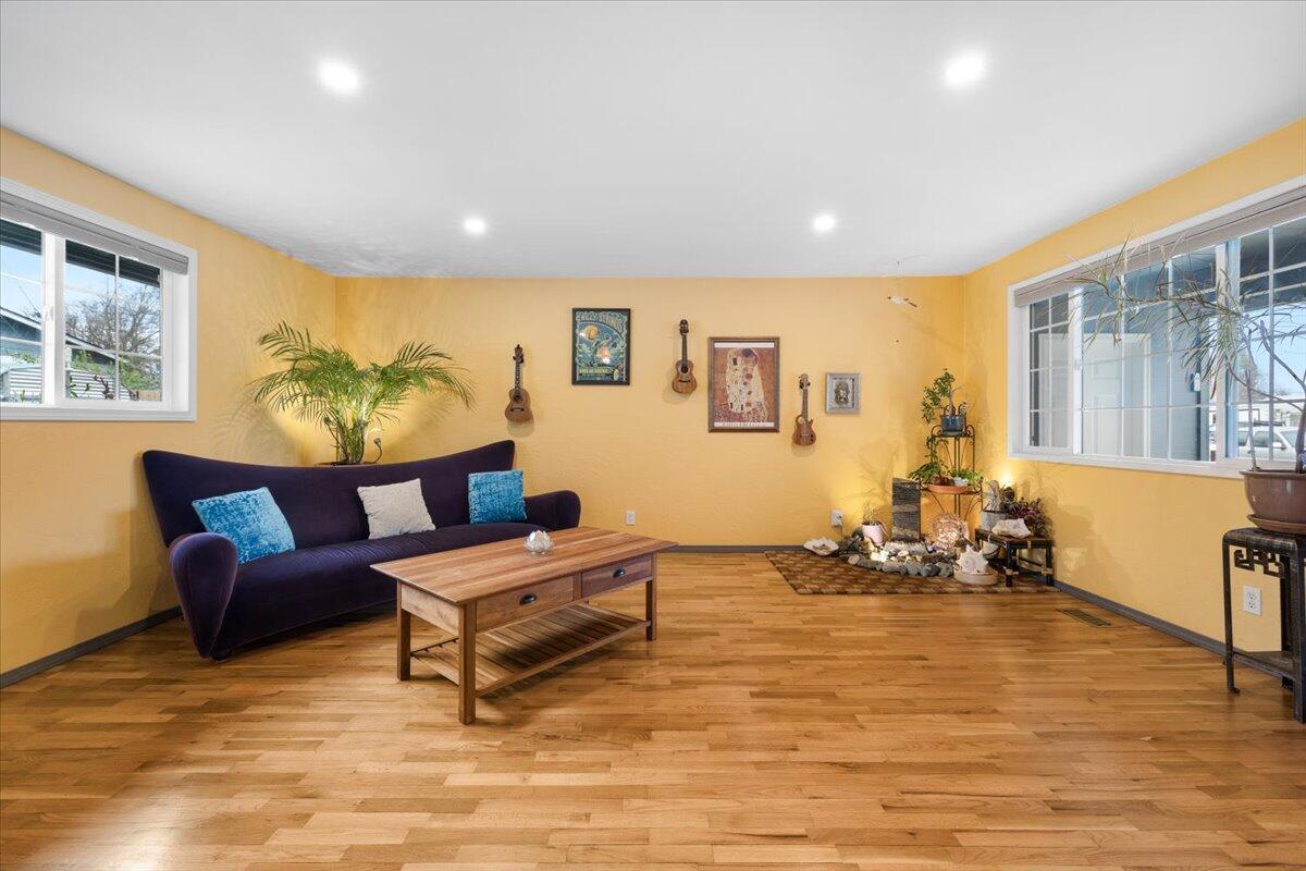 Christian Acres No 3 - Residential