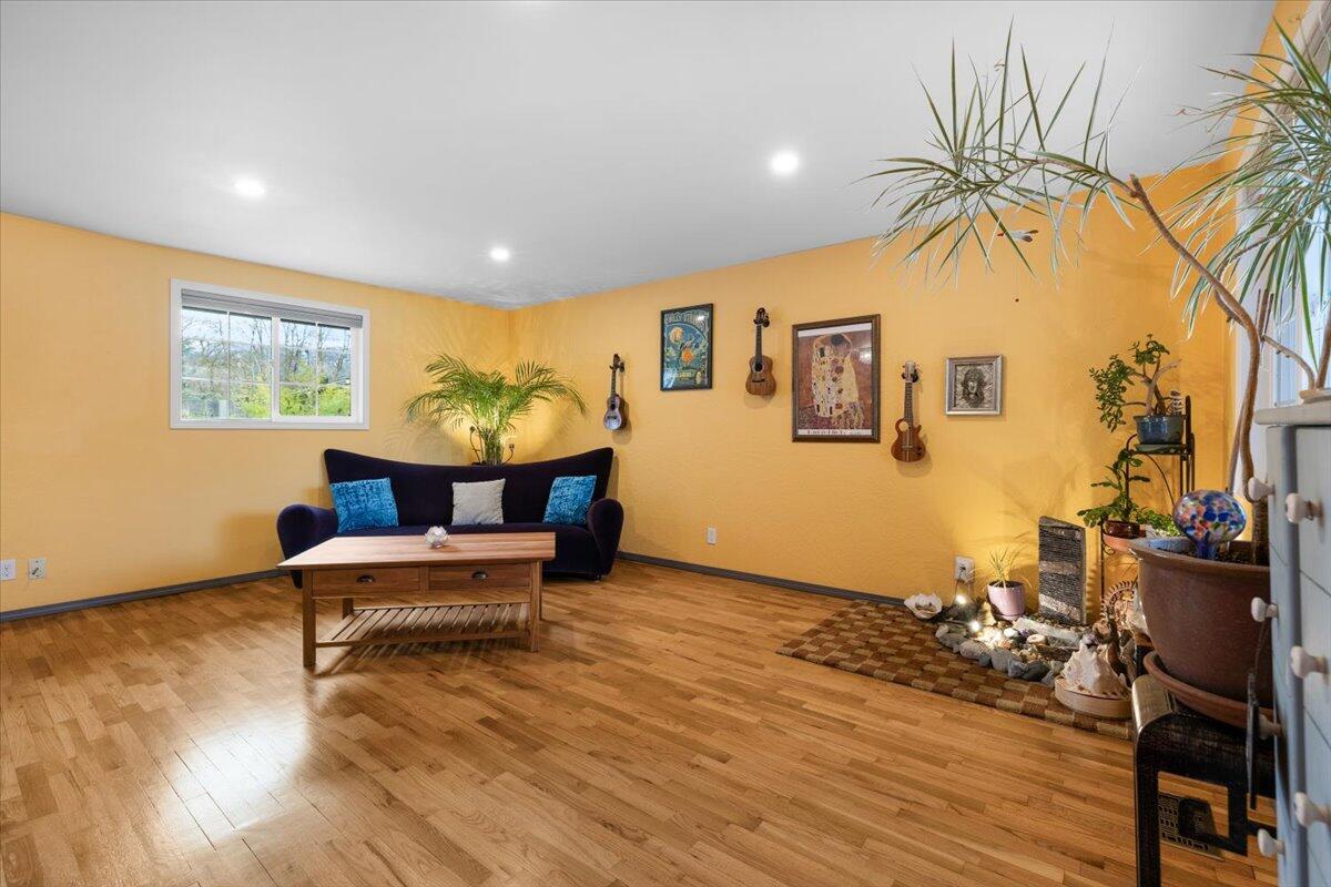 Christian Acres No 3 - Residential