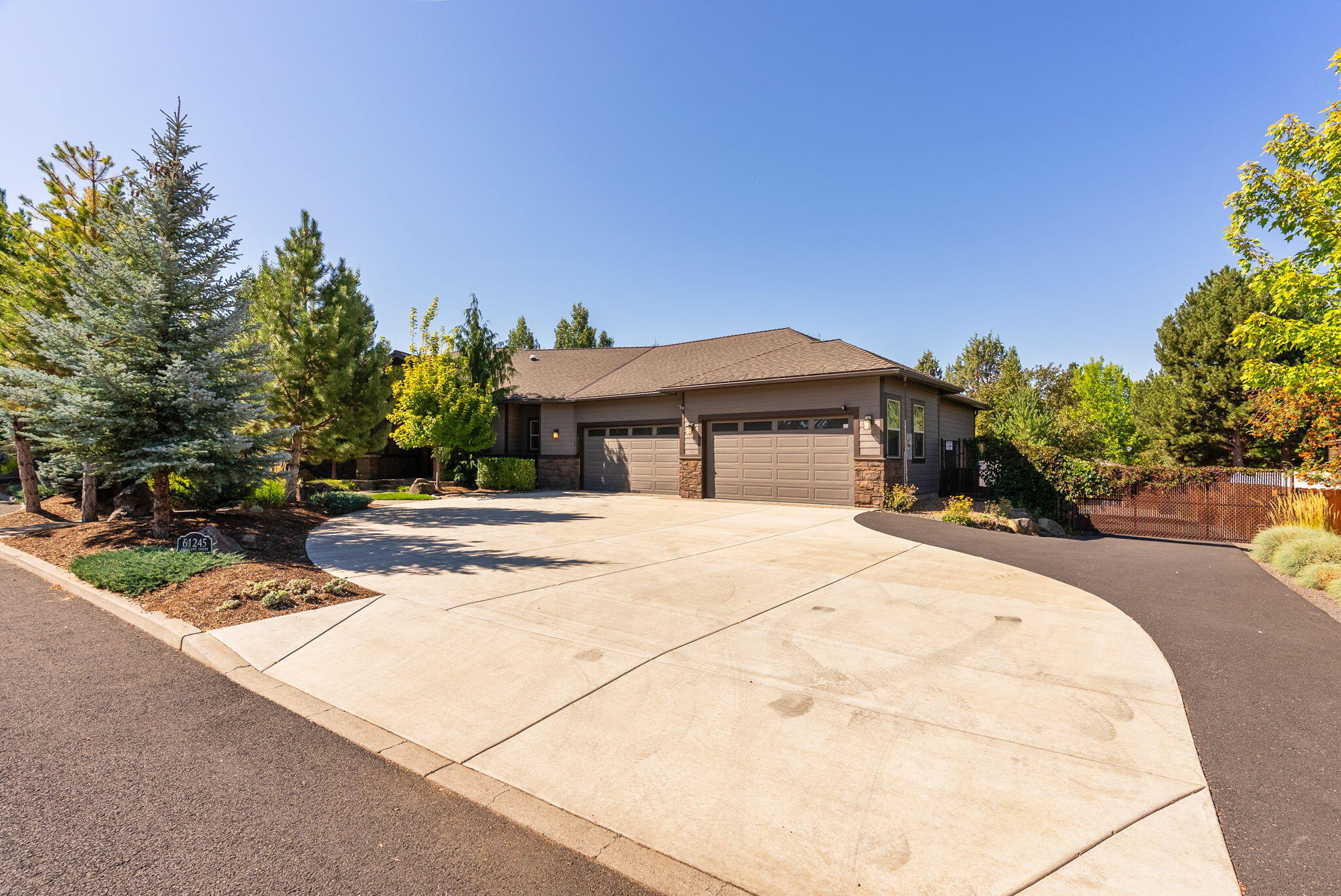 Pleasant Ridge - Residential