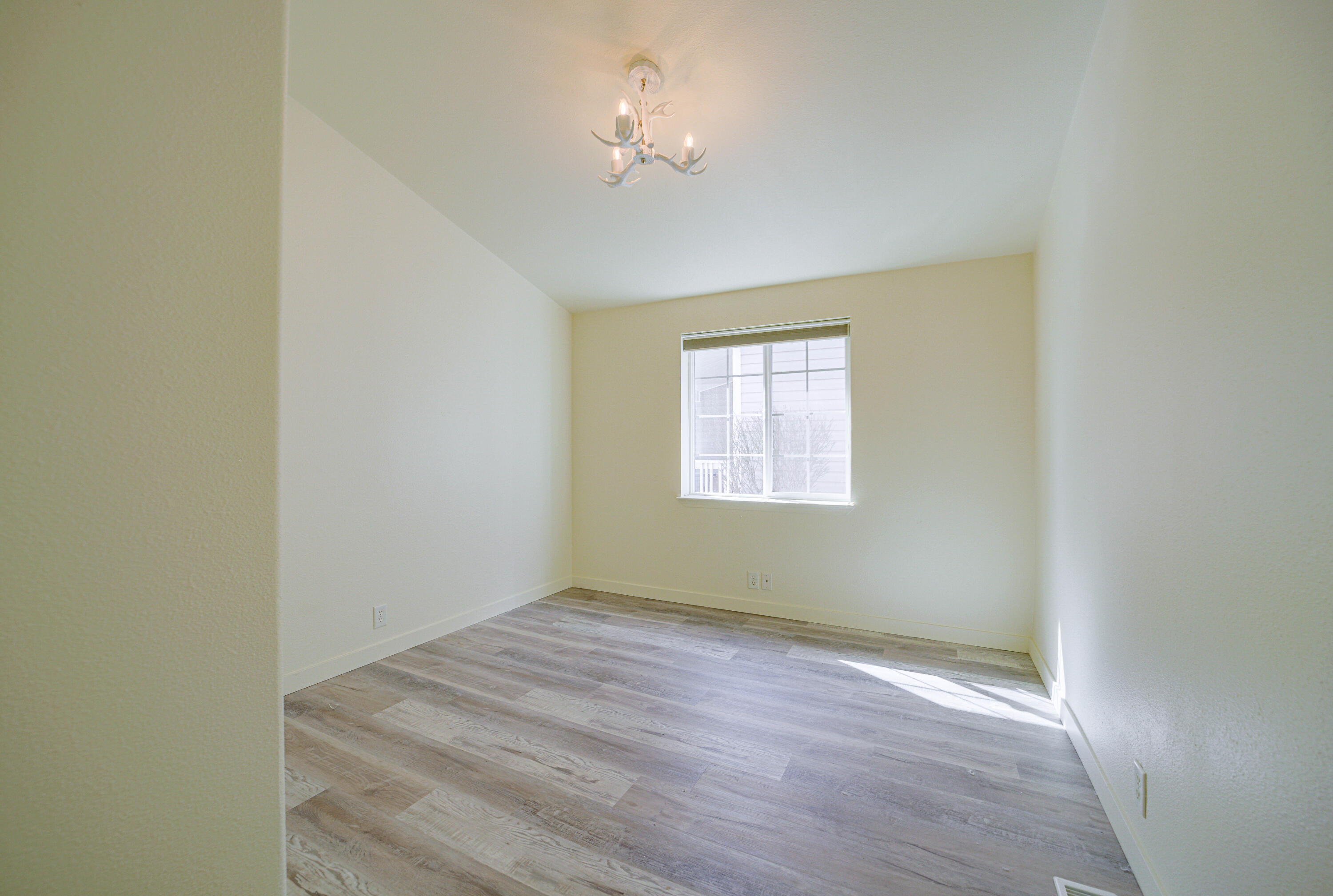 The Pines - Residential