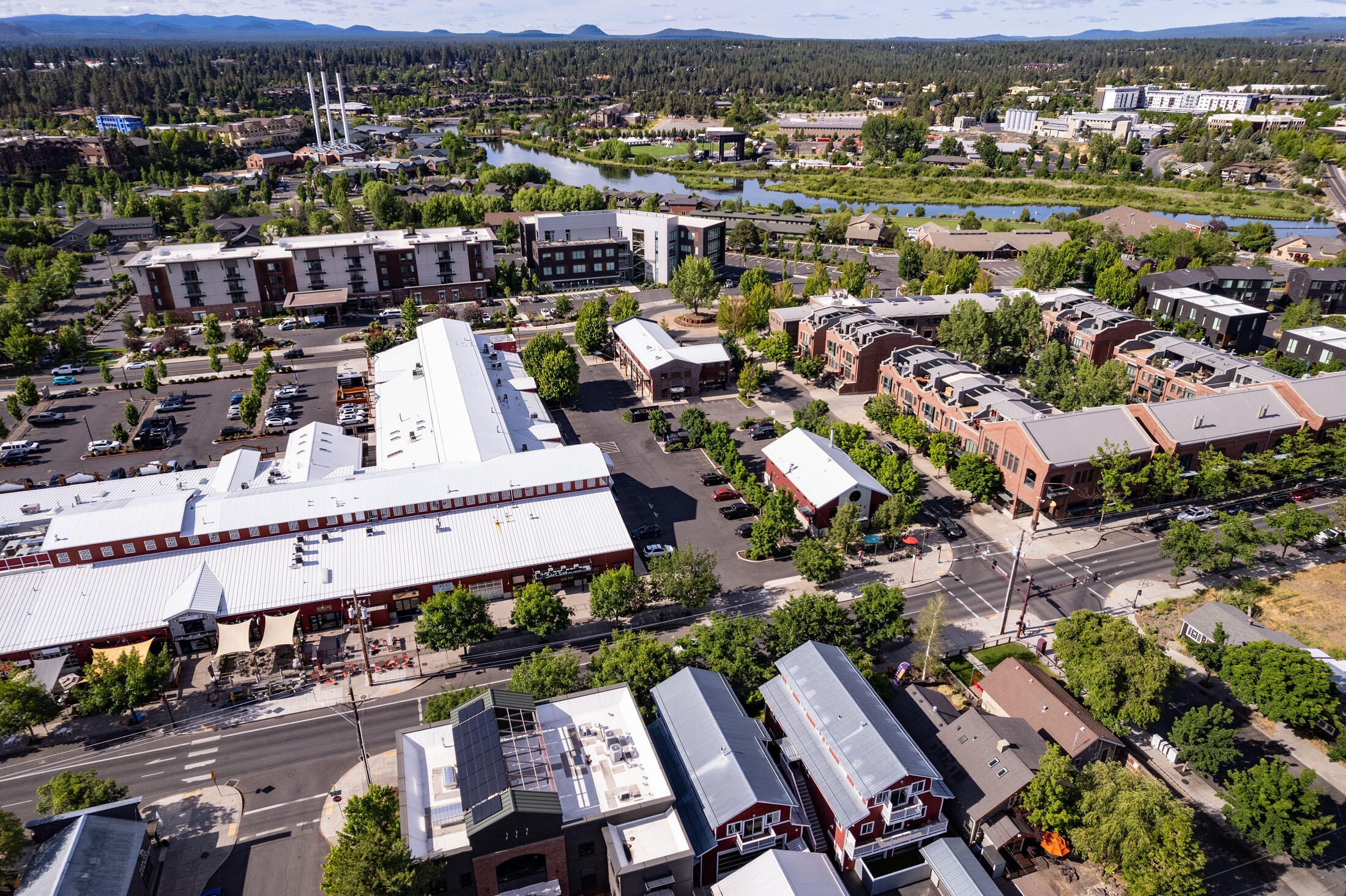 Deschutes - Commercial Sale