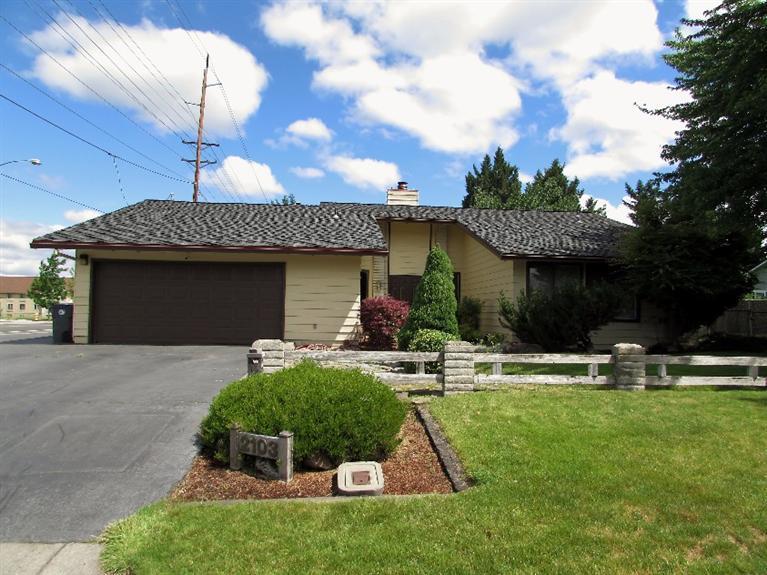 Beautiful newly remodeled home in an awesome location just down the street from Quail Point Golf Course. Easy I-5 access. Wonderful in-ground pool. Large yard and RV parking. Approx 8x16 workshop with roll-up garage door. Move in ready with spacious, open floor plan, granite counter tops, and over-sized two car garage.