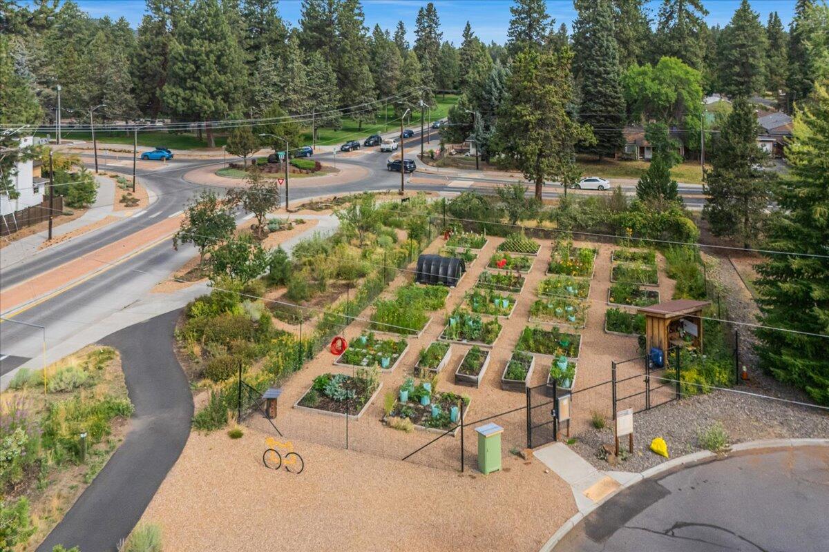 1st Addition Bend Pk - Residential