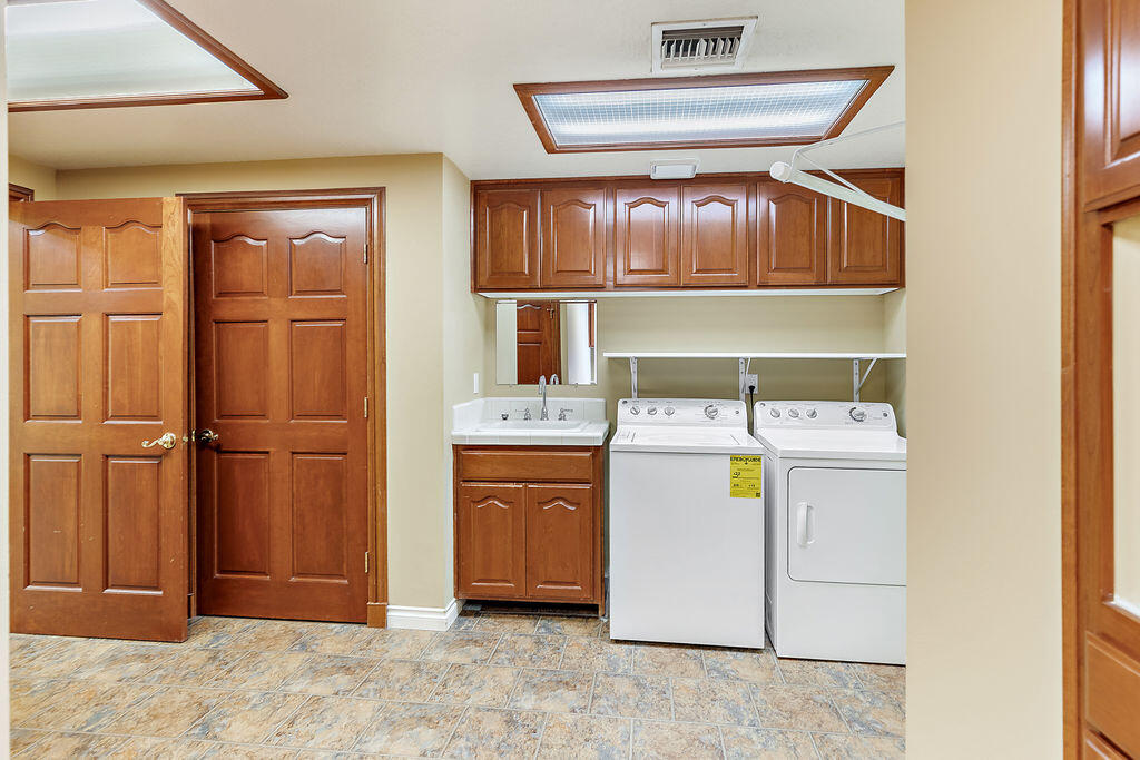Country Club VillageEstates South Village - Residential