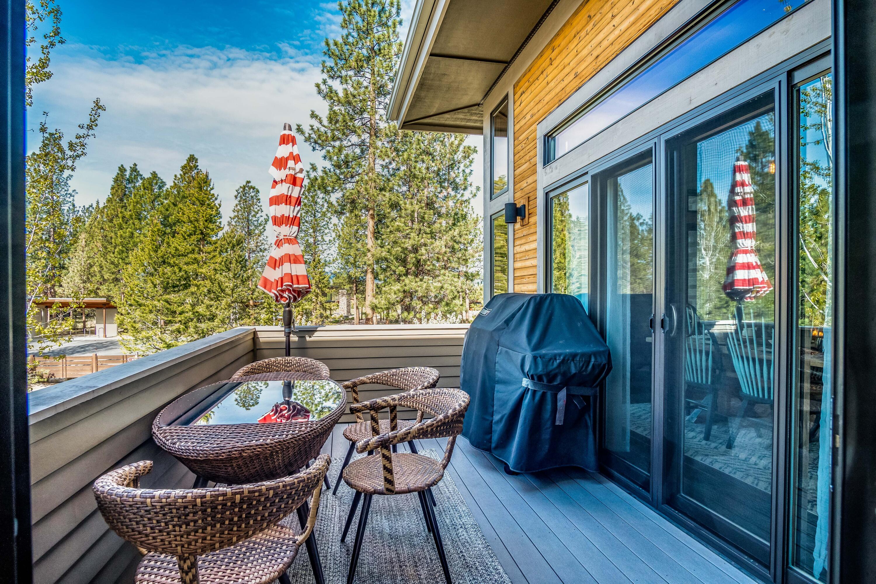 Three Pines - Residential