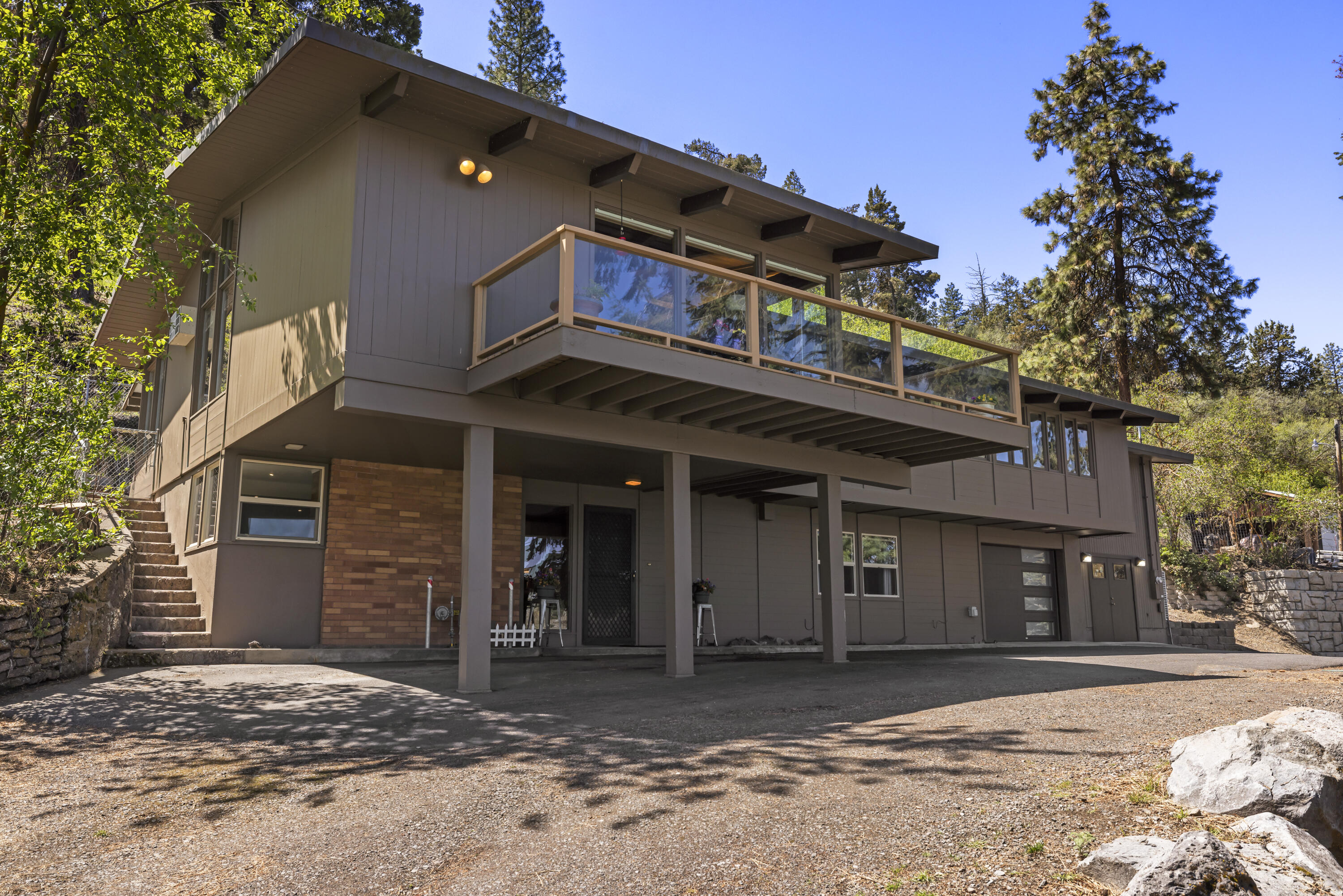 Lake Shore Gardens - Residential