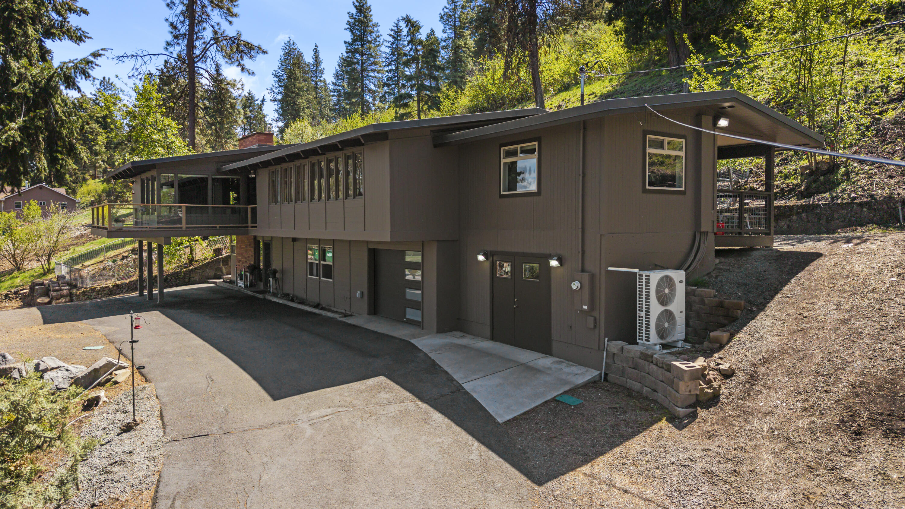 Lake Shore Gardens - Residential