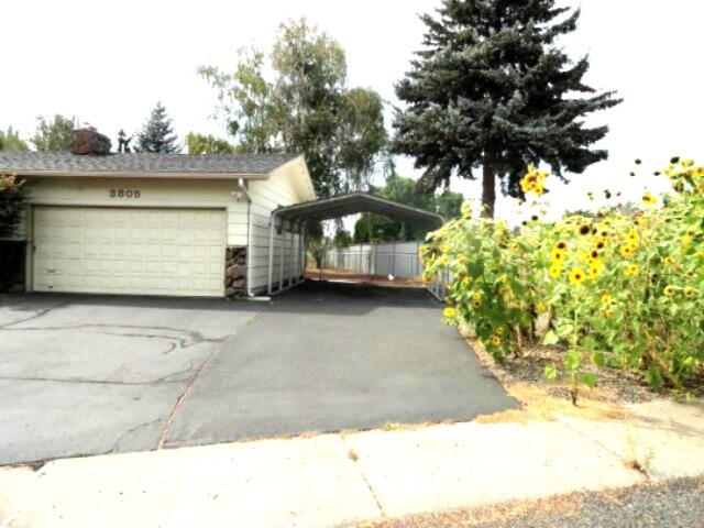 Mazama Gardens - Residential