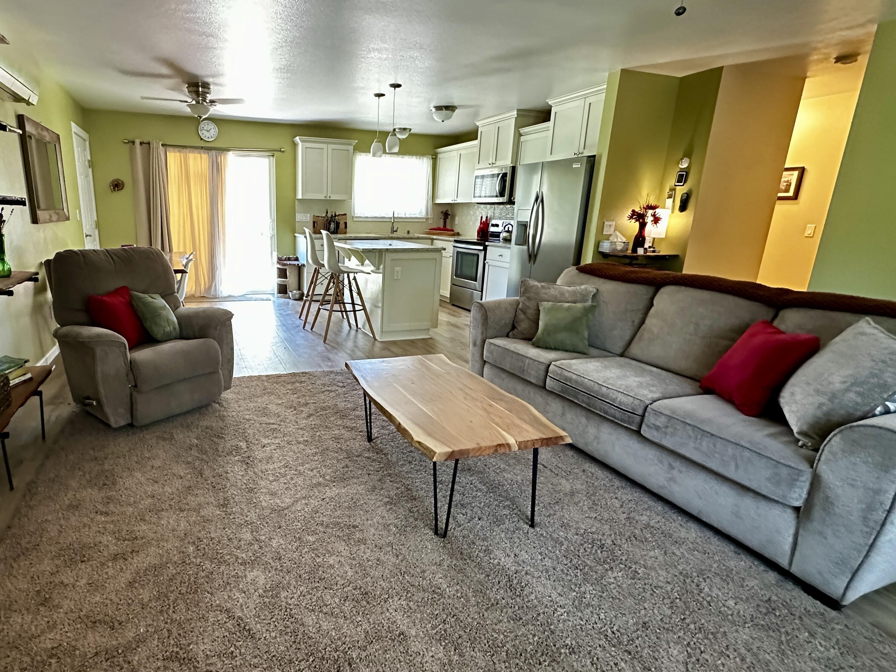 Wagon Trail Acreages - Residential