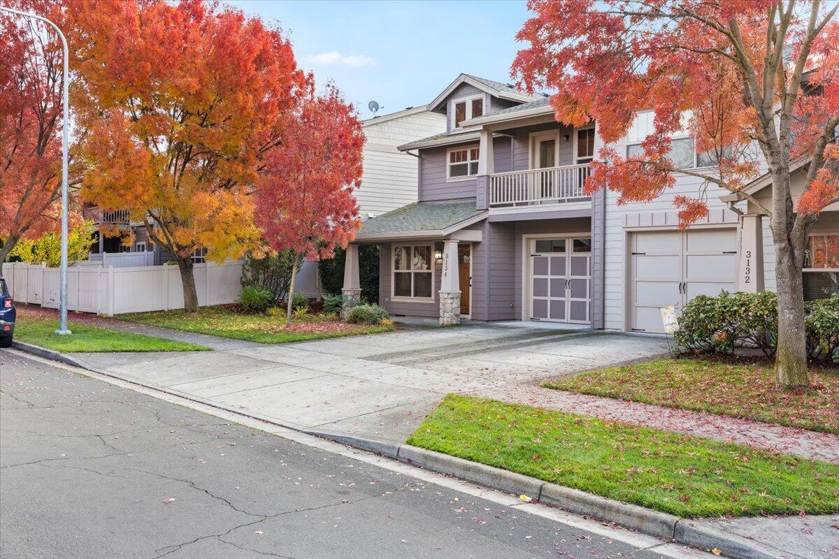 Alderwood Townhomes - Residential