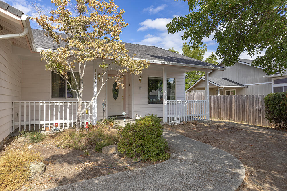 Blue Moon Estates - Residential