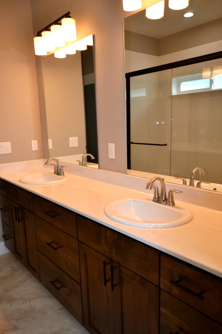The Pinnacle At Meadow Wood - Residential