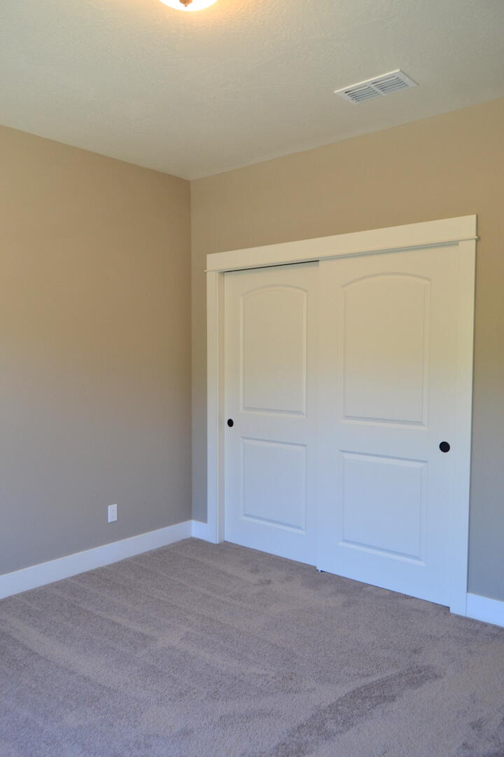 The Pinnacle At Meadow Wood - Residential
