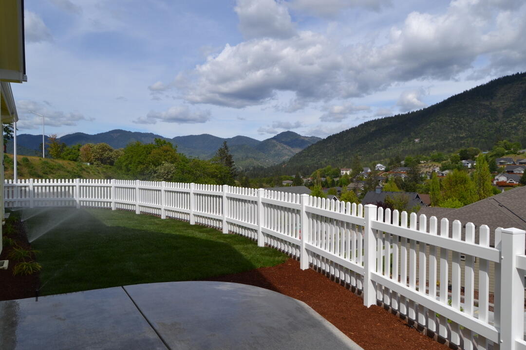 The Pinnacle At Meadow Wood - Residential