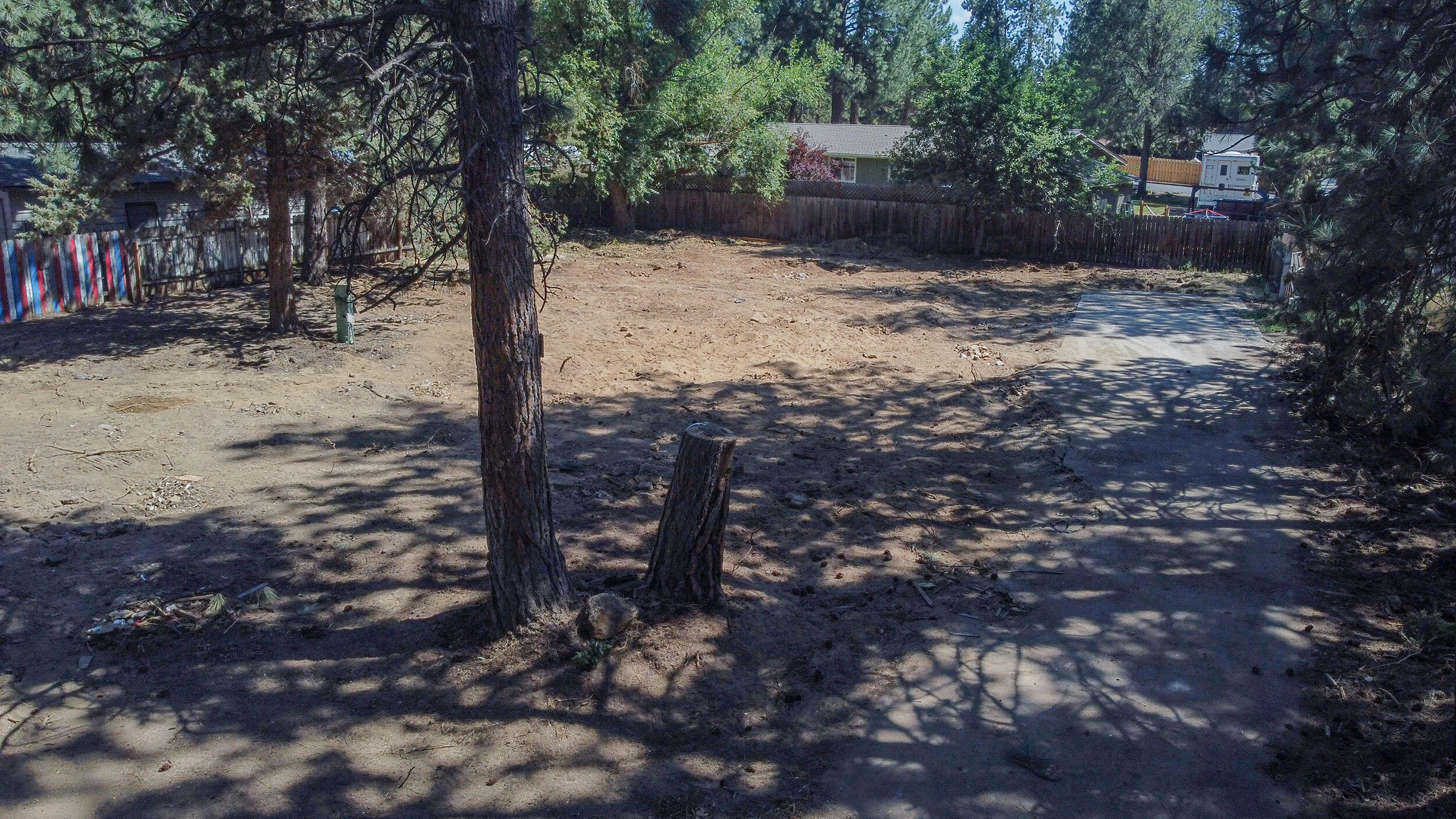 Romaine Village - Land