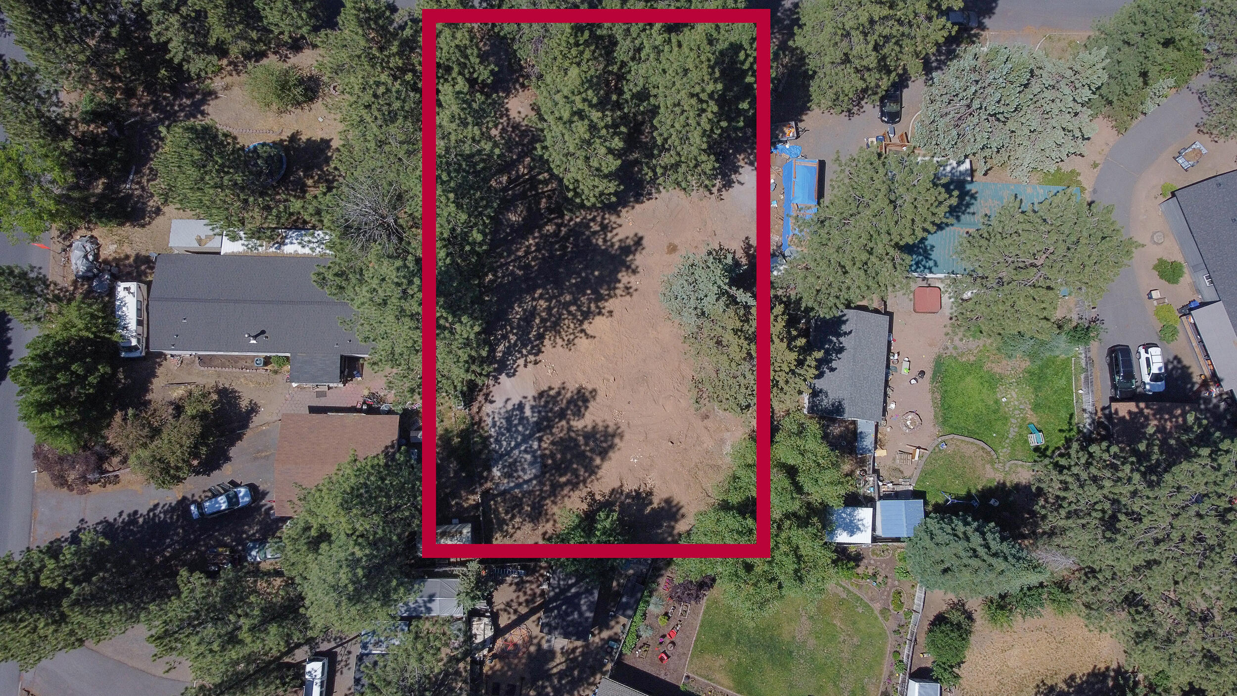 Great opportunity to have a large lot at an amazing price in Romaine Village. Build or place your new dream home here! This lot has utilities on it as it previously had a manufactured home on site that was removed.   CCRs and HOA exist in this neighborhood so buyer should do all due diligence in what options are for building on this homesite... manufactured  and stick built allowed in some sections.