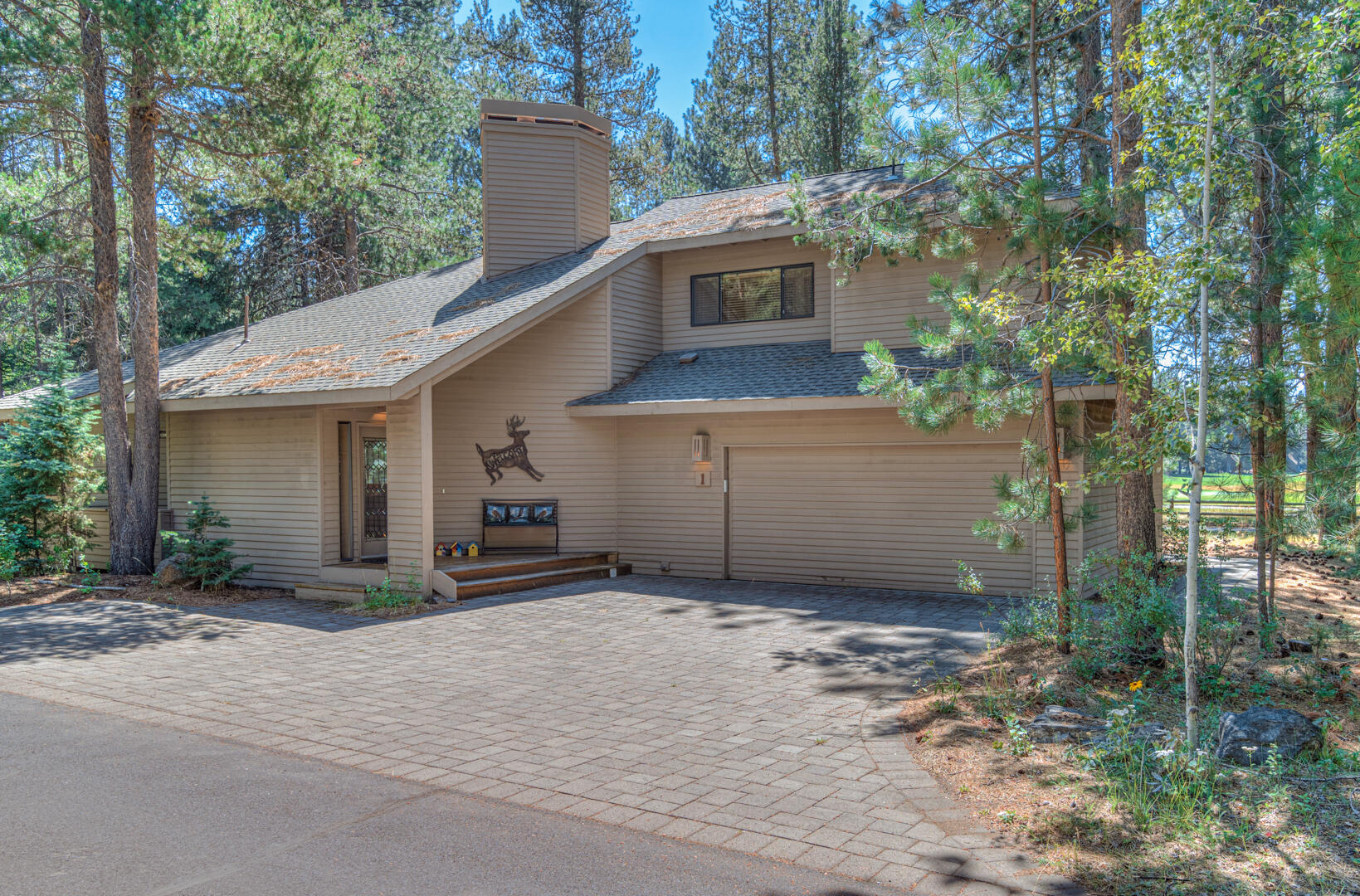 There are views of the golf course and then there ARE VIEWS!!!! The view of the 14th and 15th fairway on Sunriver's Meadow Golf Course are so good you don't have to be a golfer to appreciate them.  The home and the back deck get to appreciate the view in both the summer as well as in the winter months.  Did I mention the hot tub on the back deck does too?  The features of the home include, but not limited to, a central vacuum system, hardwood flooring, primary suite on the main floor with two more bedrooms and bathroom upstairs, furnished, granite counters, wonderful kitchen Bosch dishwasher, a 5-burner gas range and a fireplace.  The location is incredible: close to the Village and SHARC yet in a quiet setting and the Sunriver Nature Center &  Observatory & marina are just around the corner.