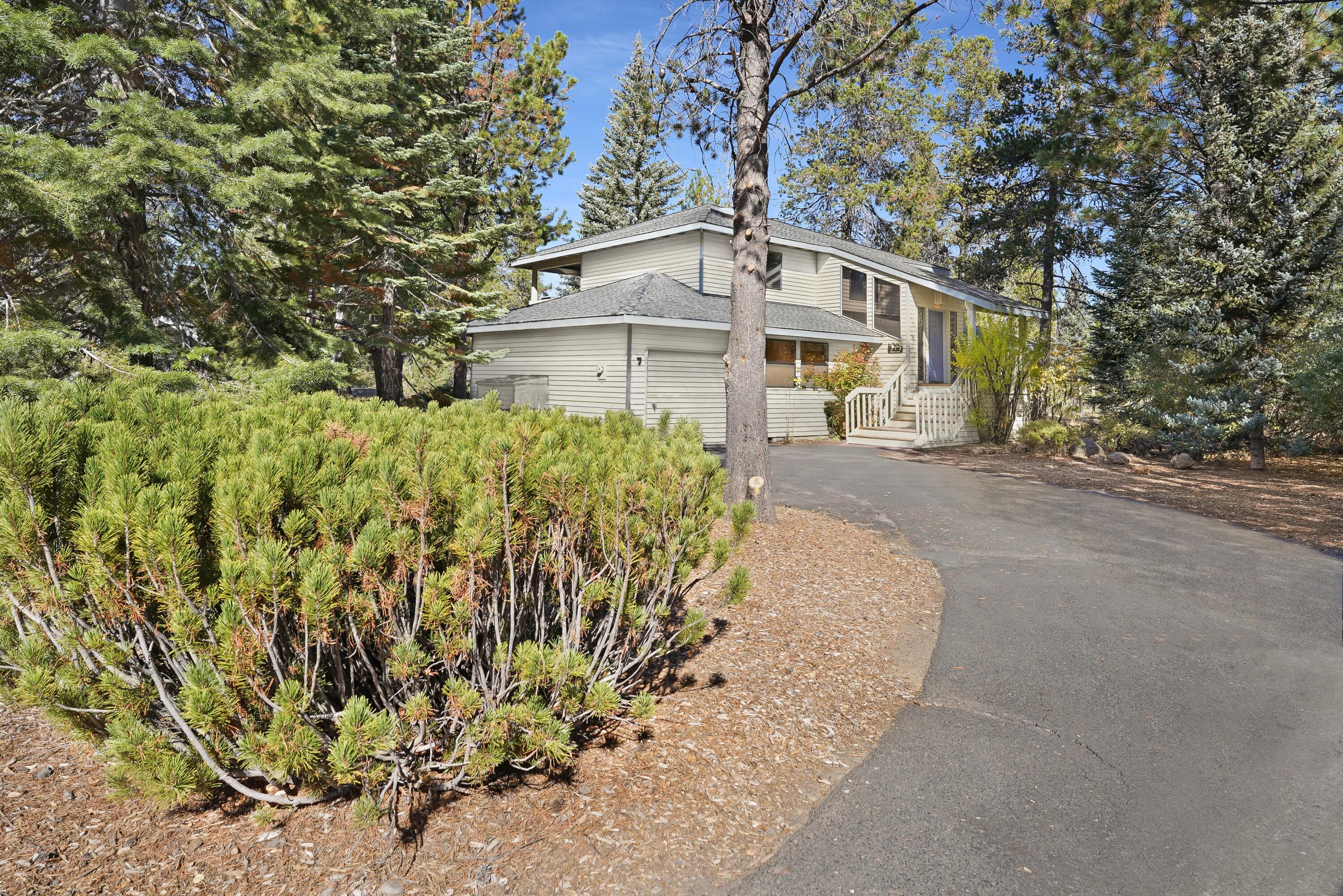Fairway Crest Village - Residential