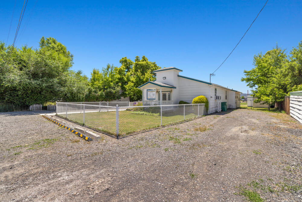 Home Acres - Commercial Sale