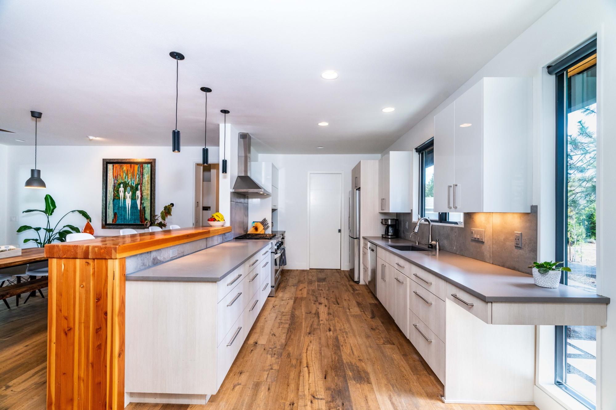 Skyliner Summit - Residential