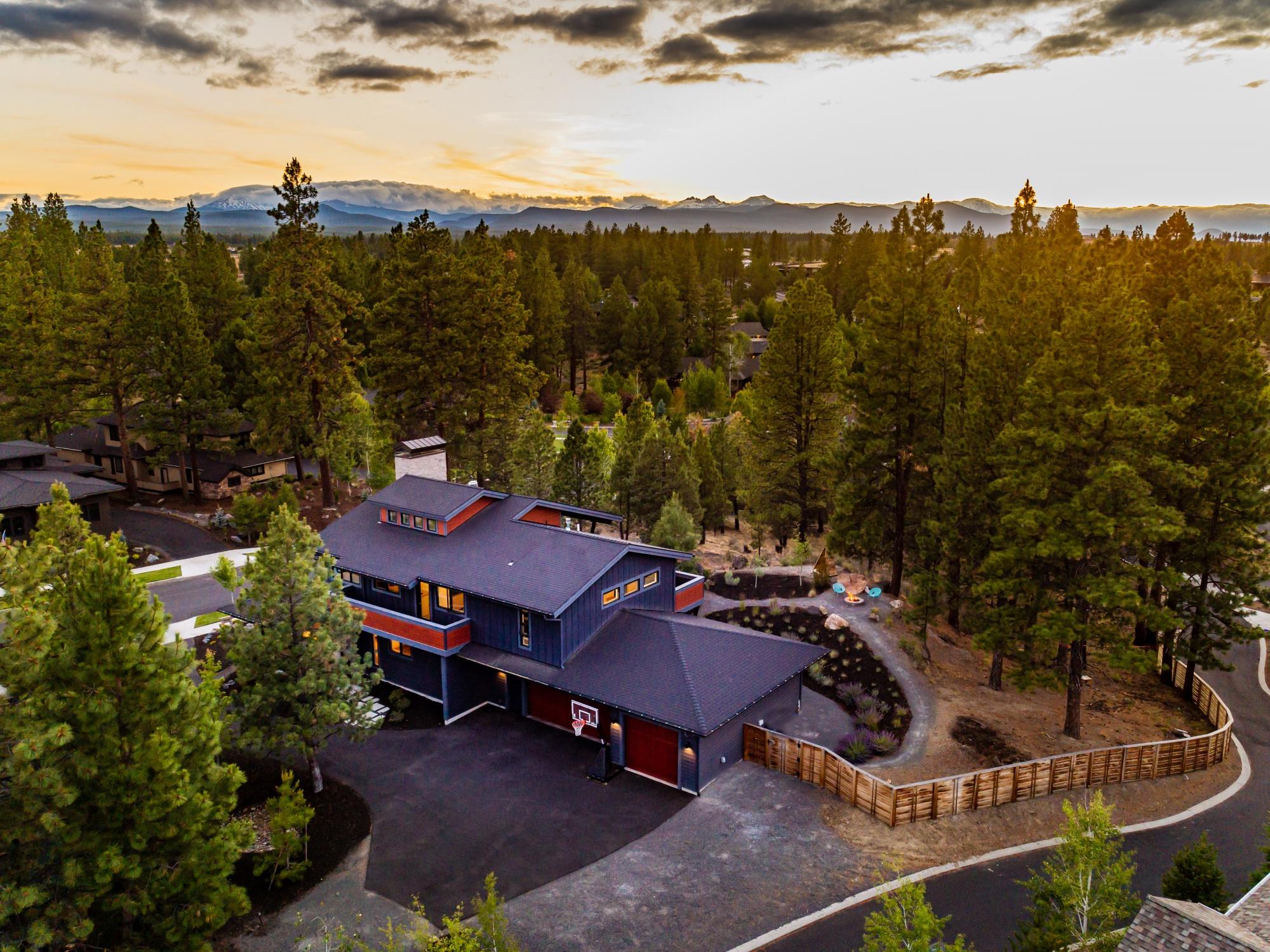 Skyliner Summit - Residential
