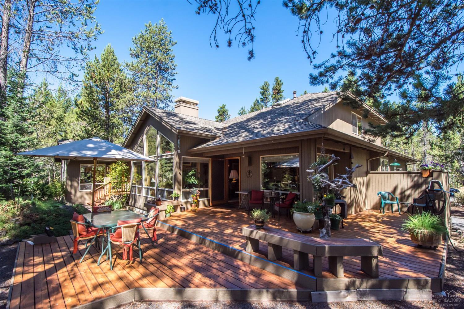 With a direct access path to the Deschutes River, this 1,978 sf, 3 bedroom, 3 bath + den home lives like a single story home with all the main living areas and master bedroom on the entry level; away from busy roads, located in a great north end Sunriver location; solid t&g red oak flooring; kitchen with granite tile counters and solid frame maple cabinets; vaulted master bedroom and 2 mini suites; private backyard with ground level cedar decks; 2 car attached garage; original owner, never been rented.