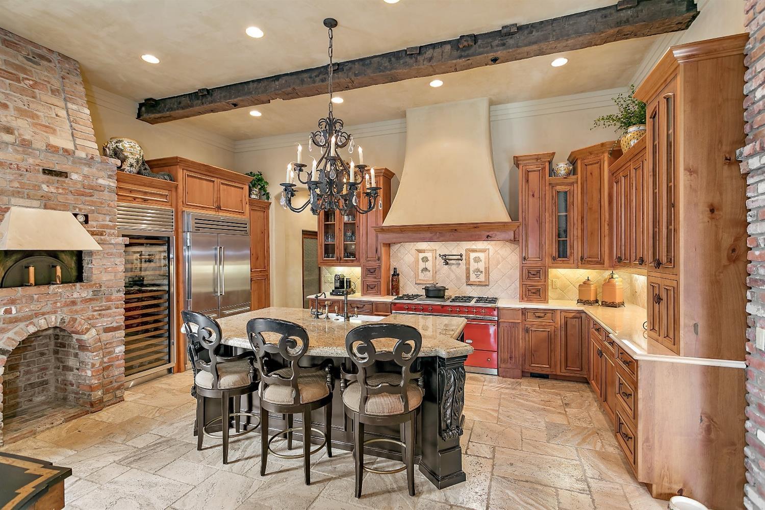 Saddle Ridge - Residential